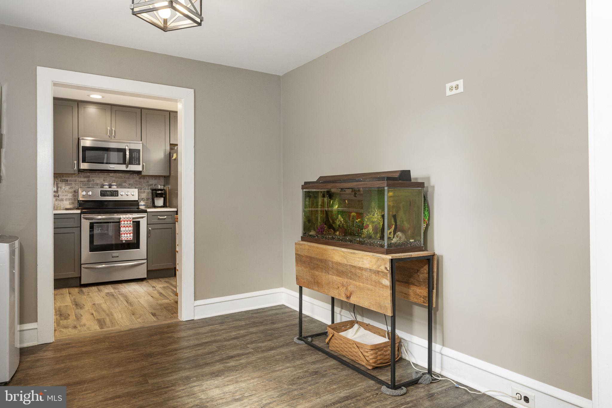 LANSDALE - Residential