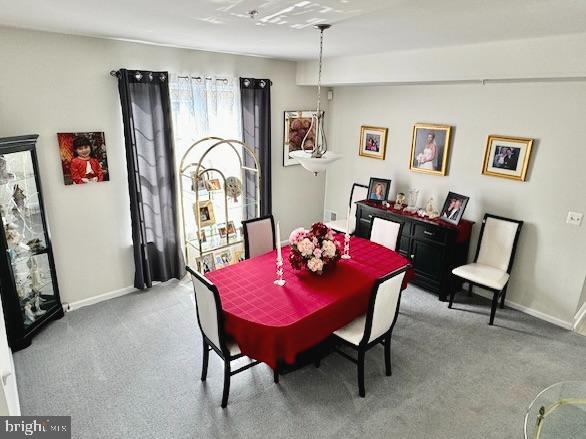 HERITAGE CR ESTS - Residential