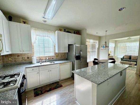 HERITAGE CR ESTS - Residential