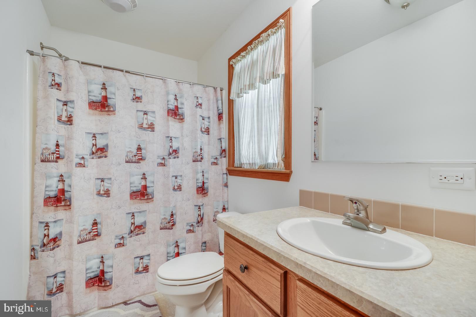 CHESAPEAKE LANDING - Residential