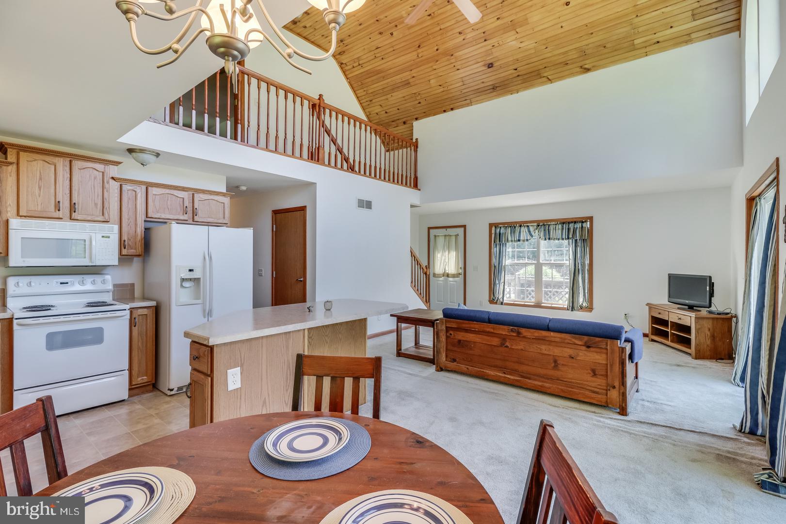 CHESAPEAKE LANDING - Residential