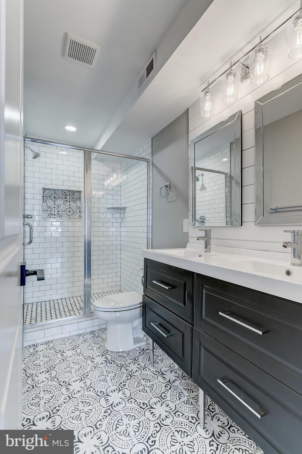 FEDERAL HILL HISTORIC DISTRICT - Residential Lease