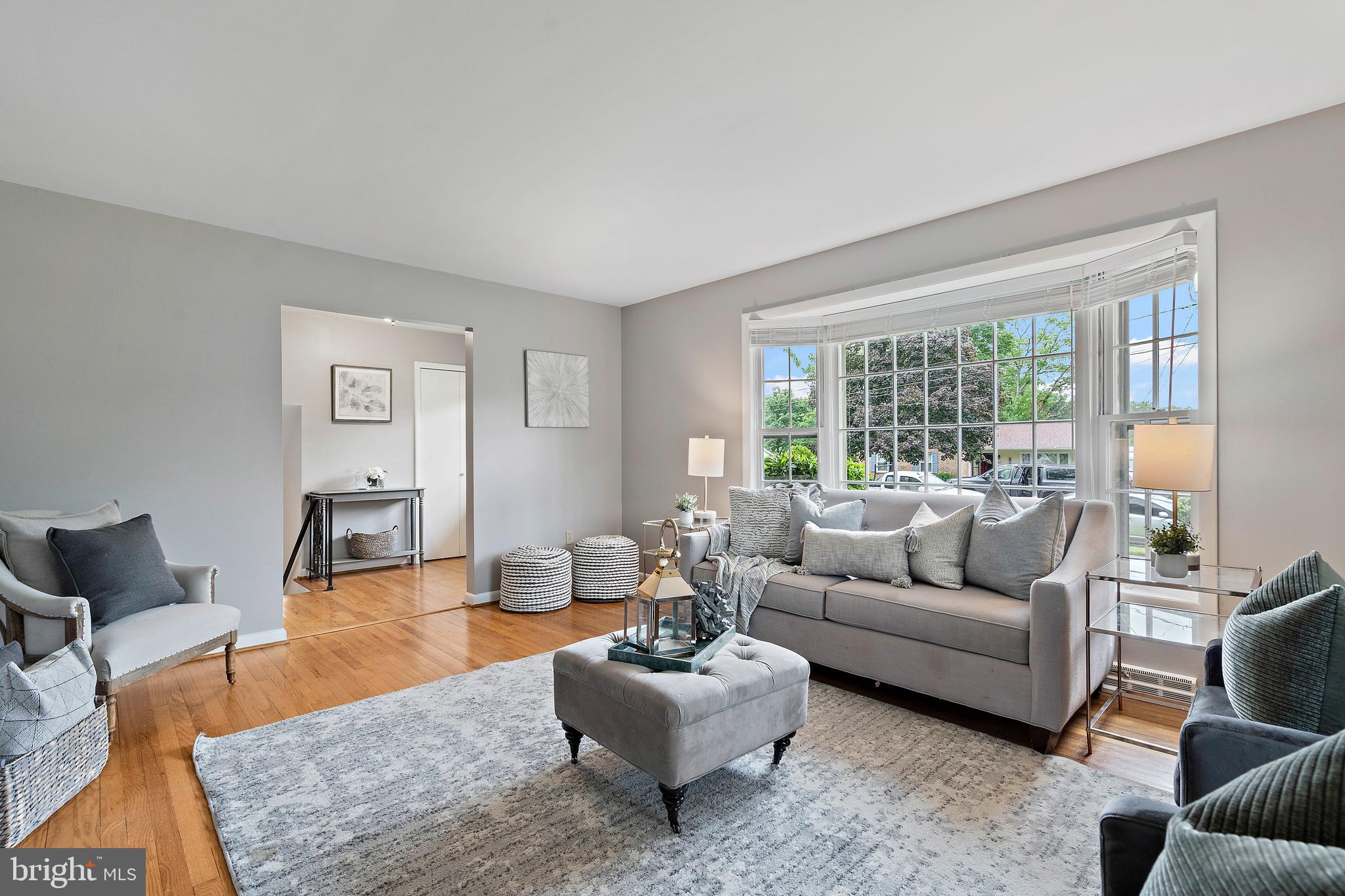 6218 THORNWOOD DRIVE