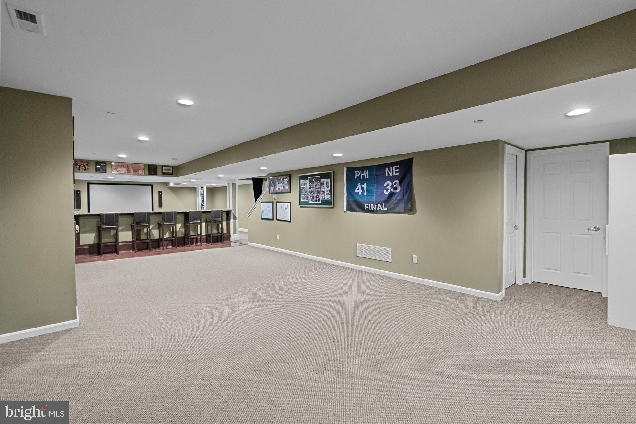 DEVONSHIRE ESTATES - Residential