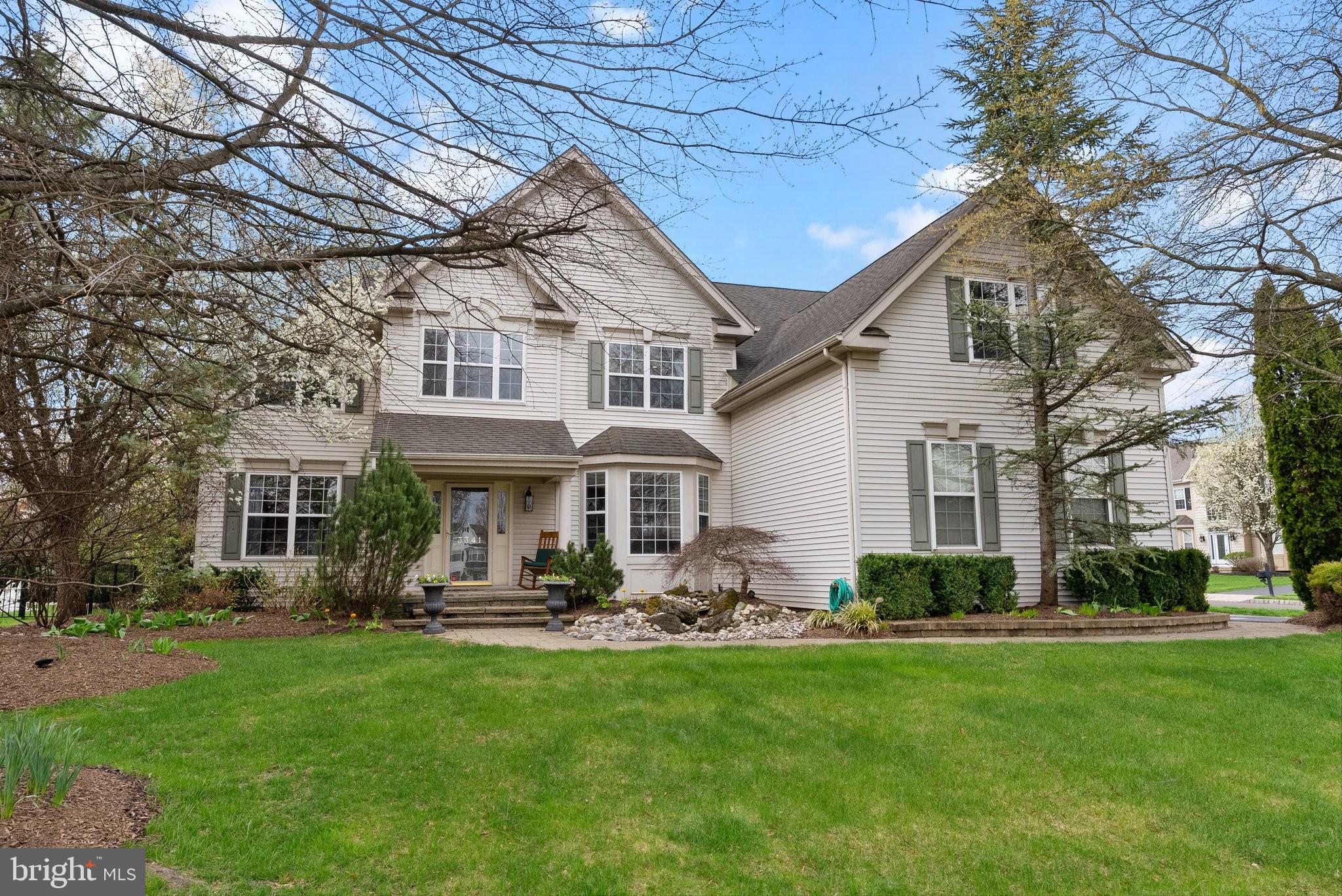 DEVONSHIRE ESTATES - Residential