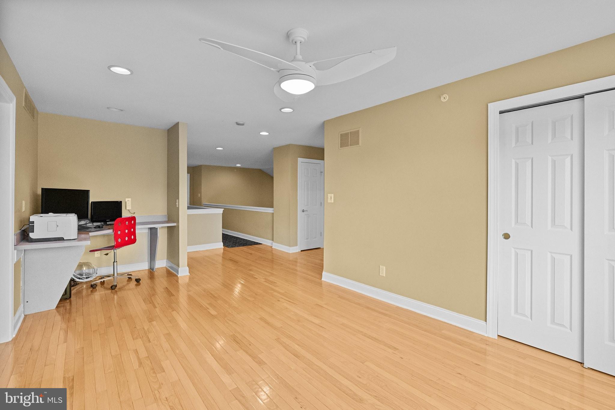 DEVONSHIRE ESTATES - Residential