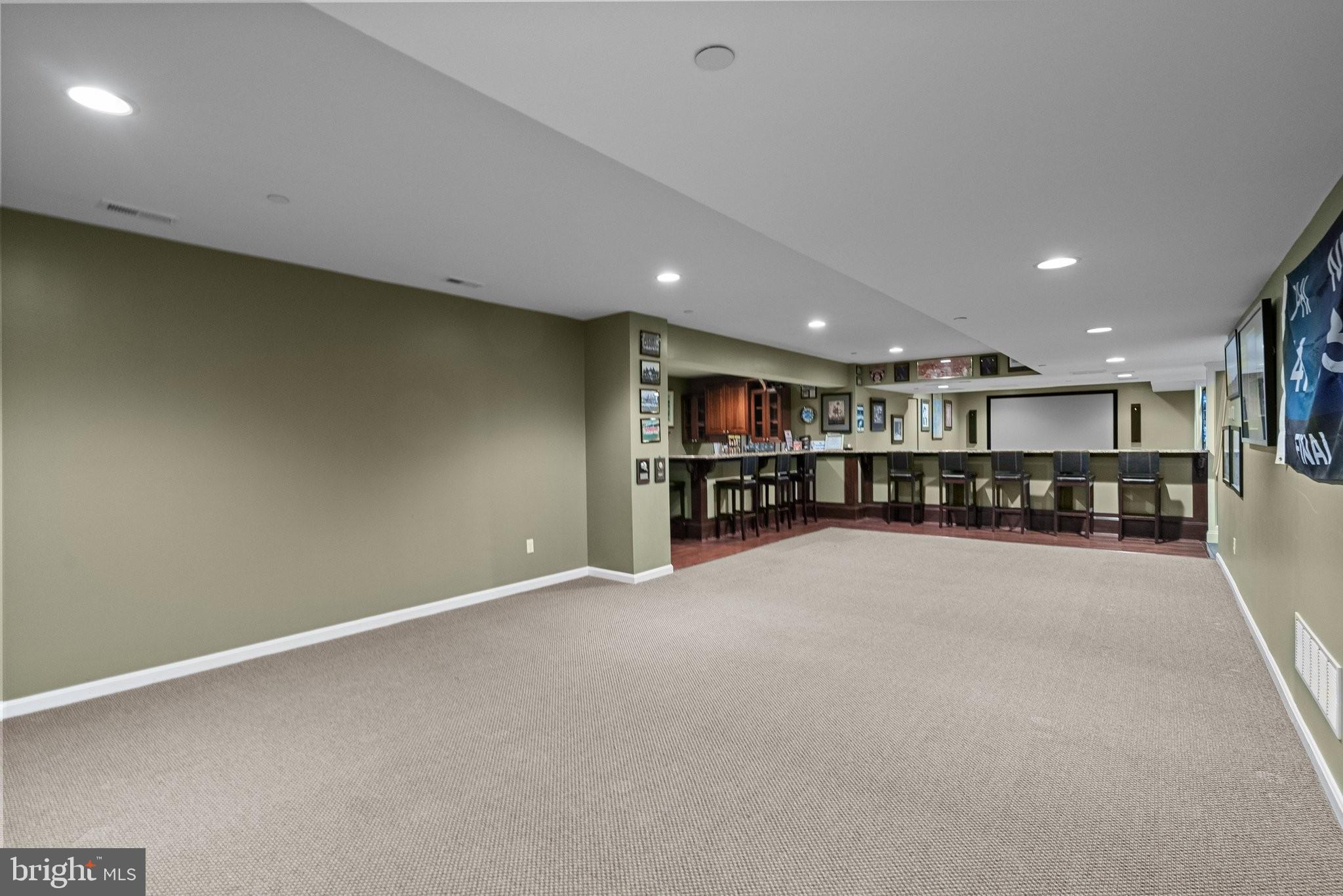 DEVONSHIRE ESTATES - Residential