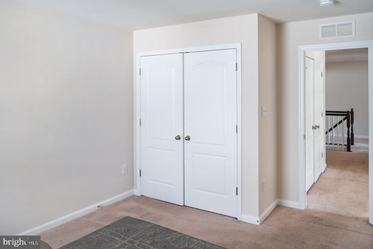 ST. CHARLES, GLENEAGLES SOUTH - Residential