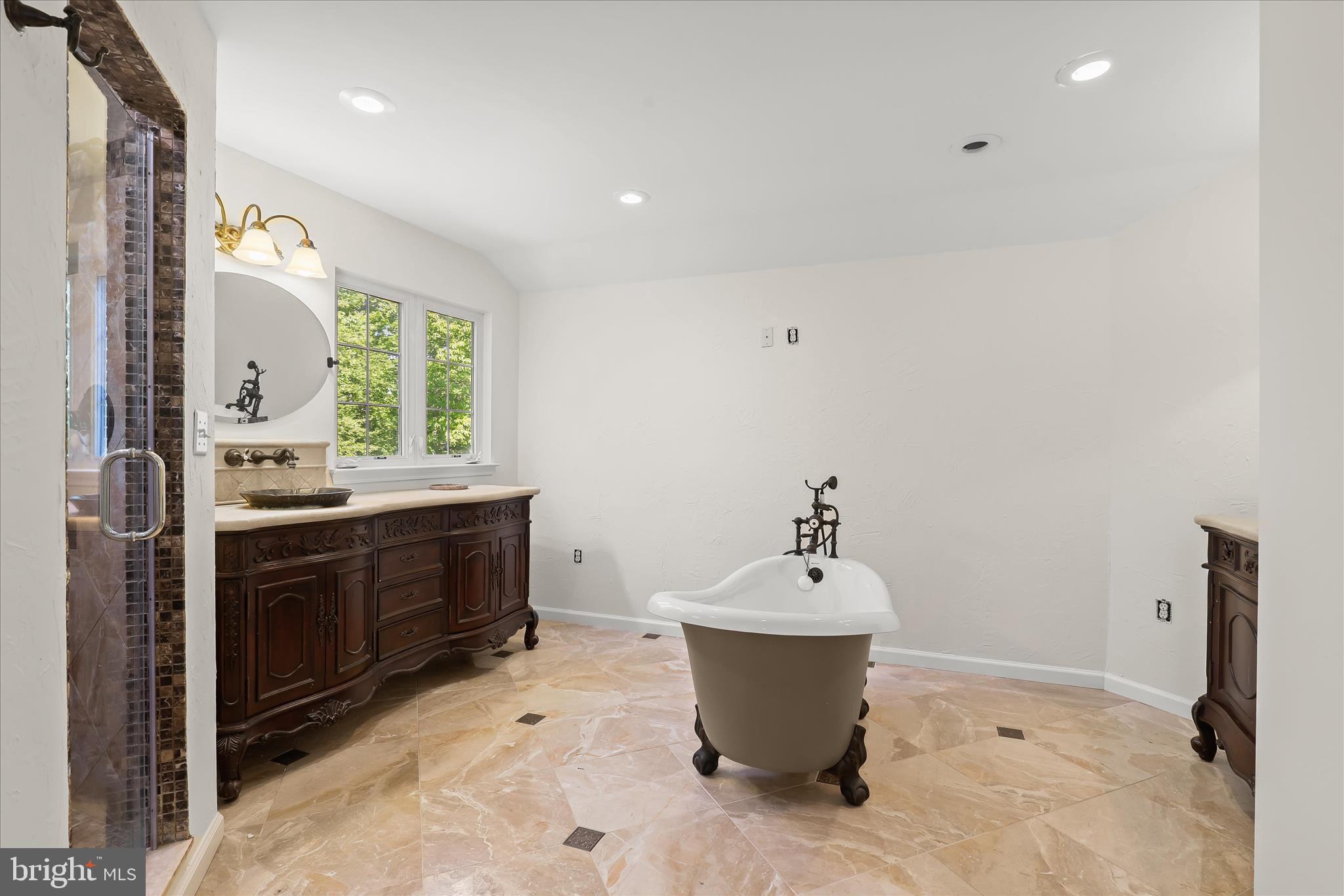 RIGGS MEADOW - Residential