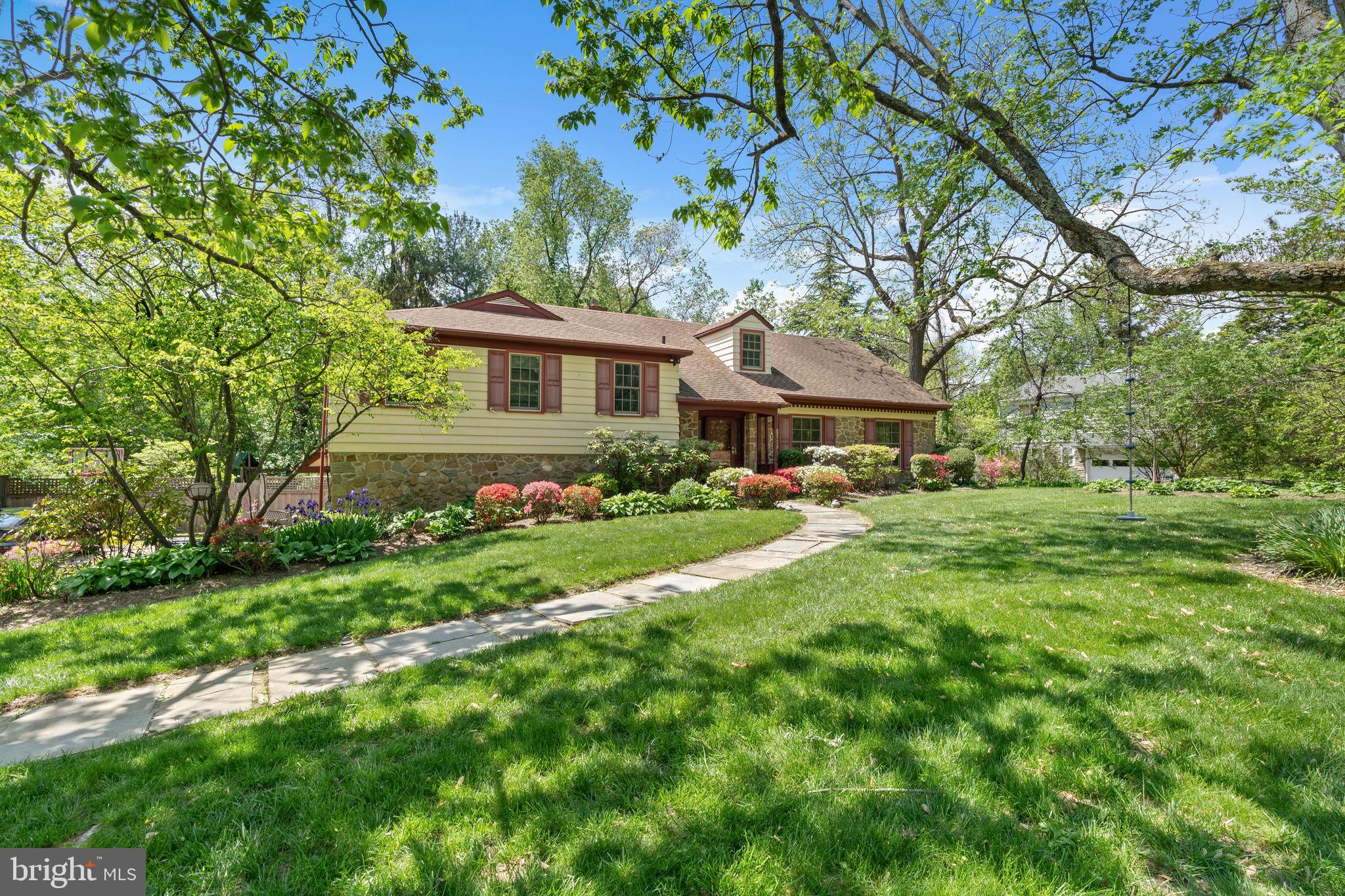328 TOWER LANE