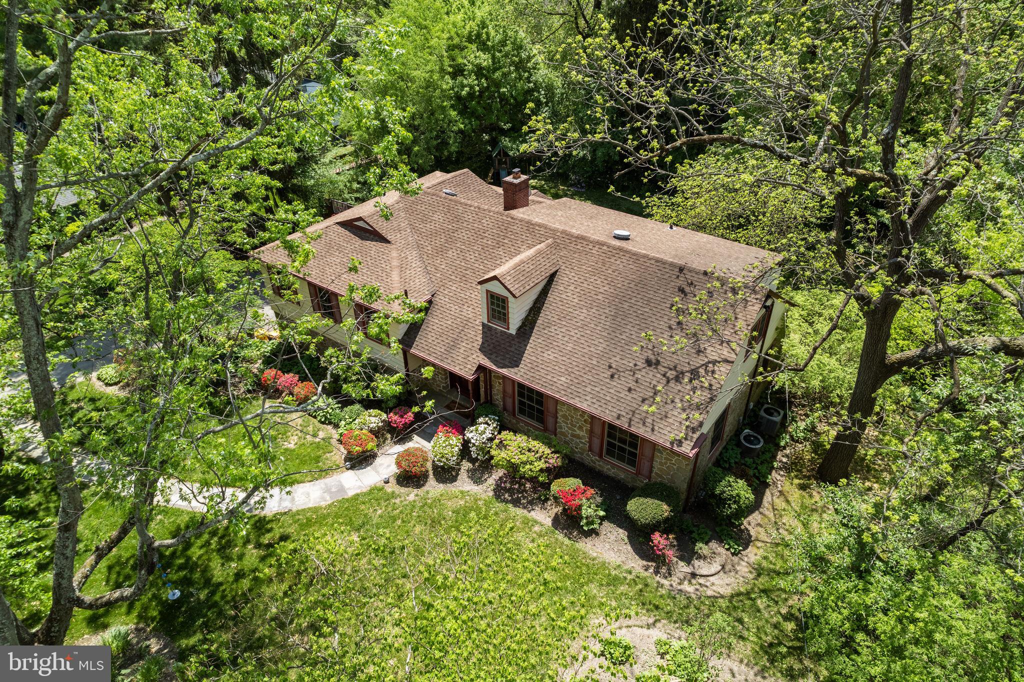 328 TOWER LANE
