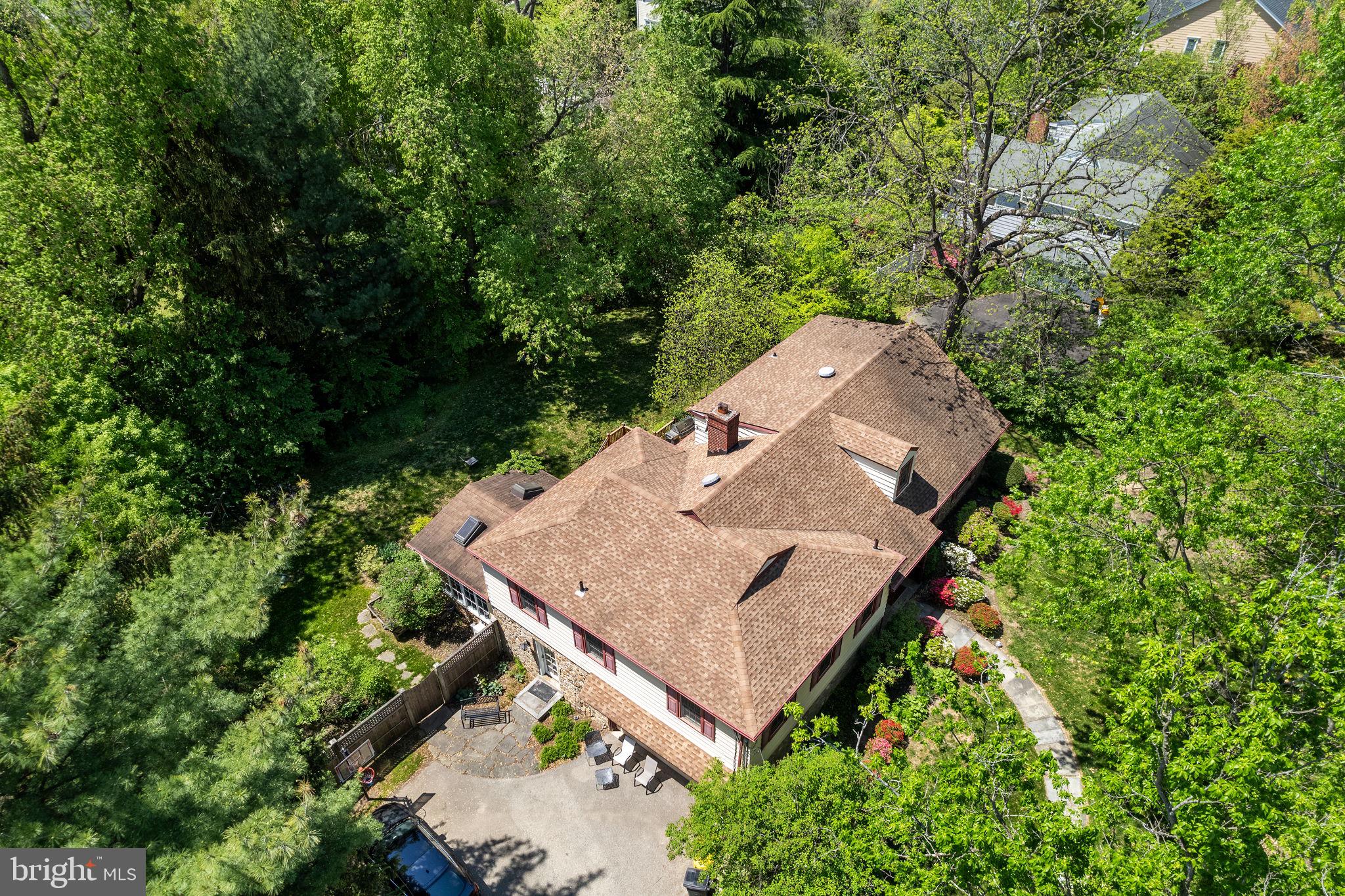 328 TOWER LANE