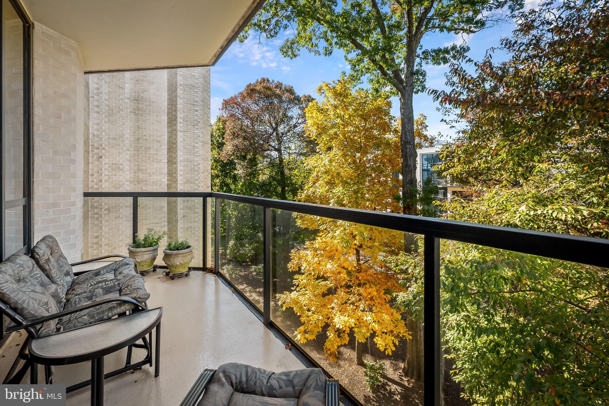 PAVILION IN THE PARK - Residential