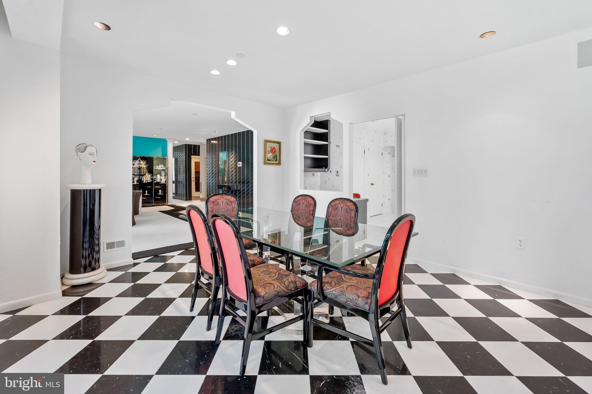 PAVILION IN THE PARK - Residential