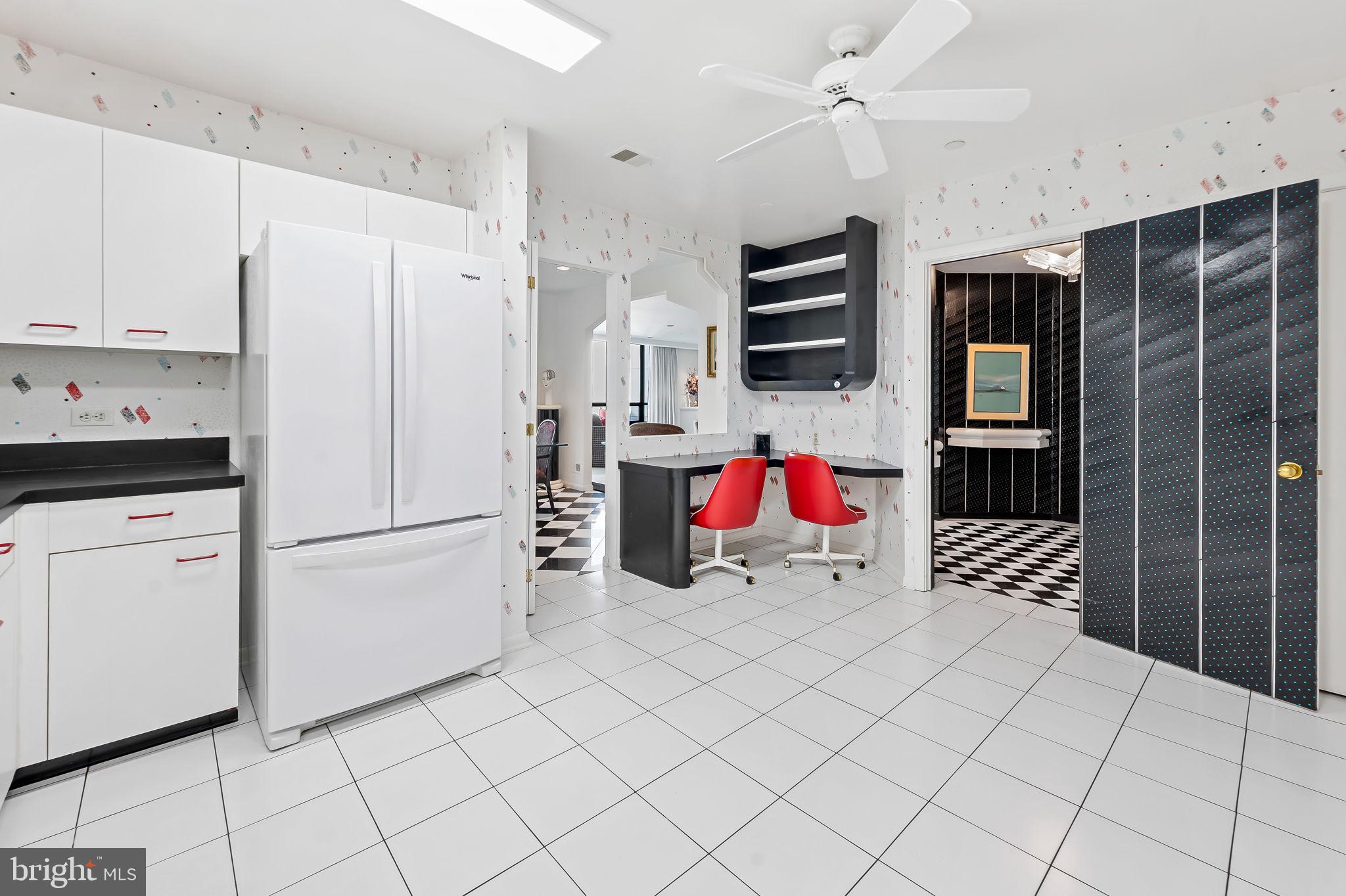 PAVILION IN THE PARK - Residential