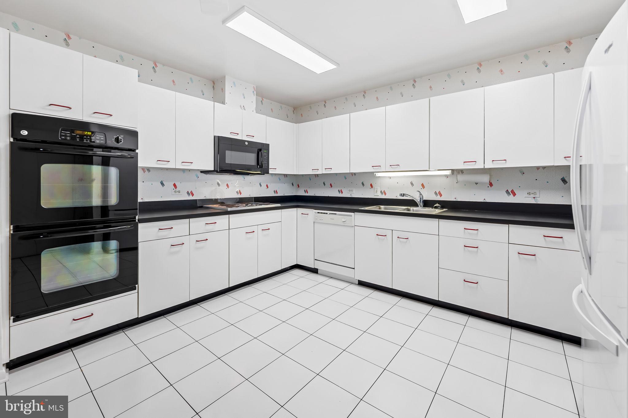 PAVILION IN THE PARK - Residential