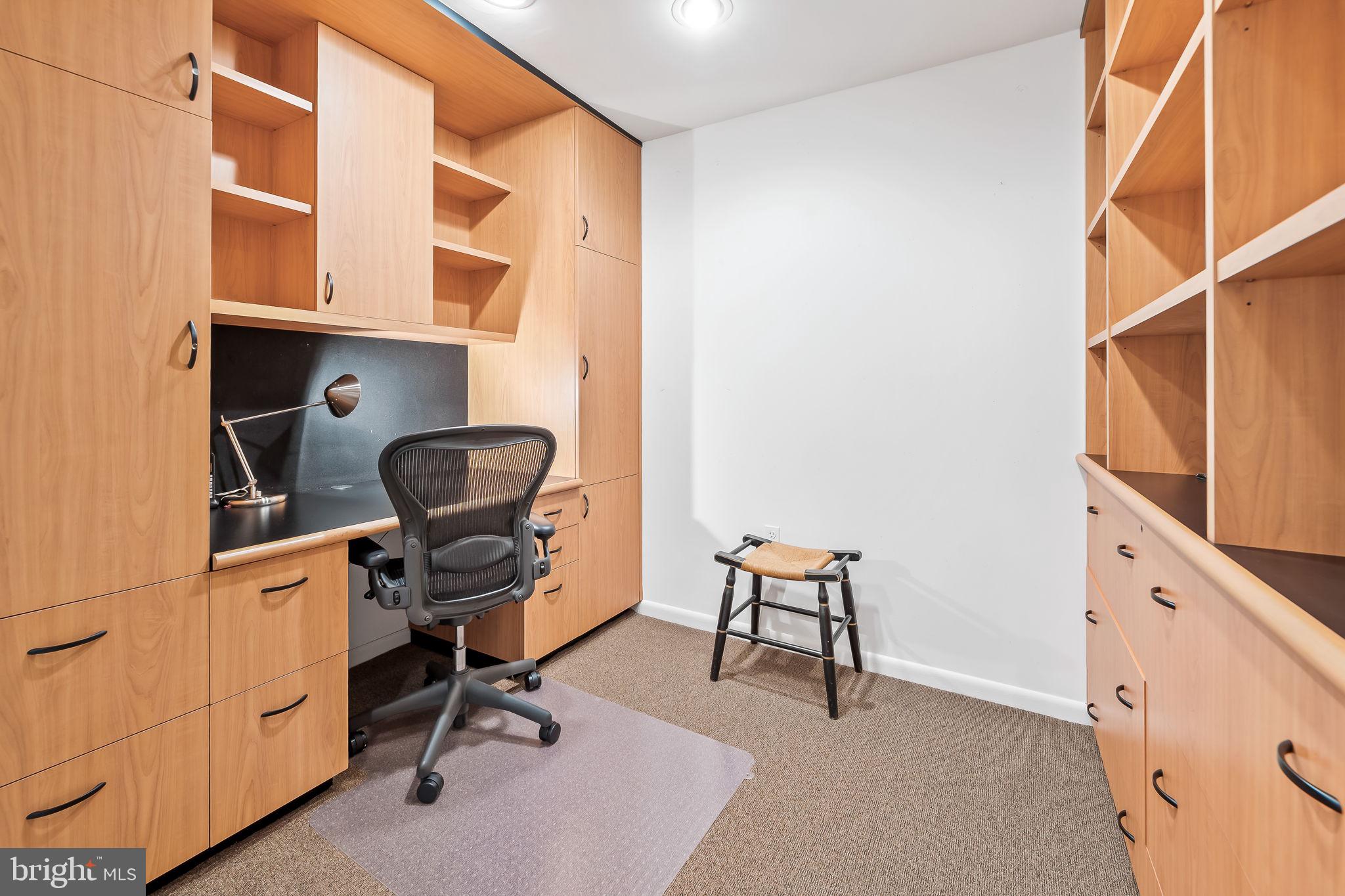 PAVILION IN THE PARK - Residential