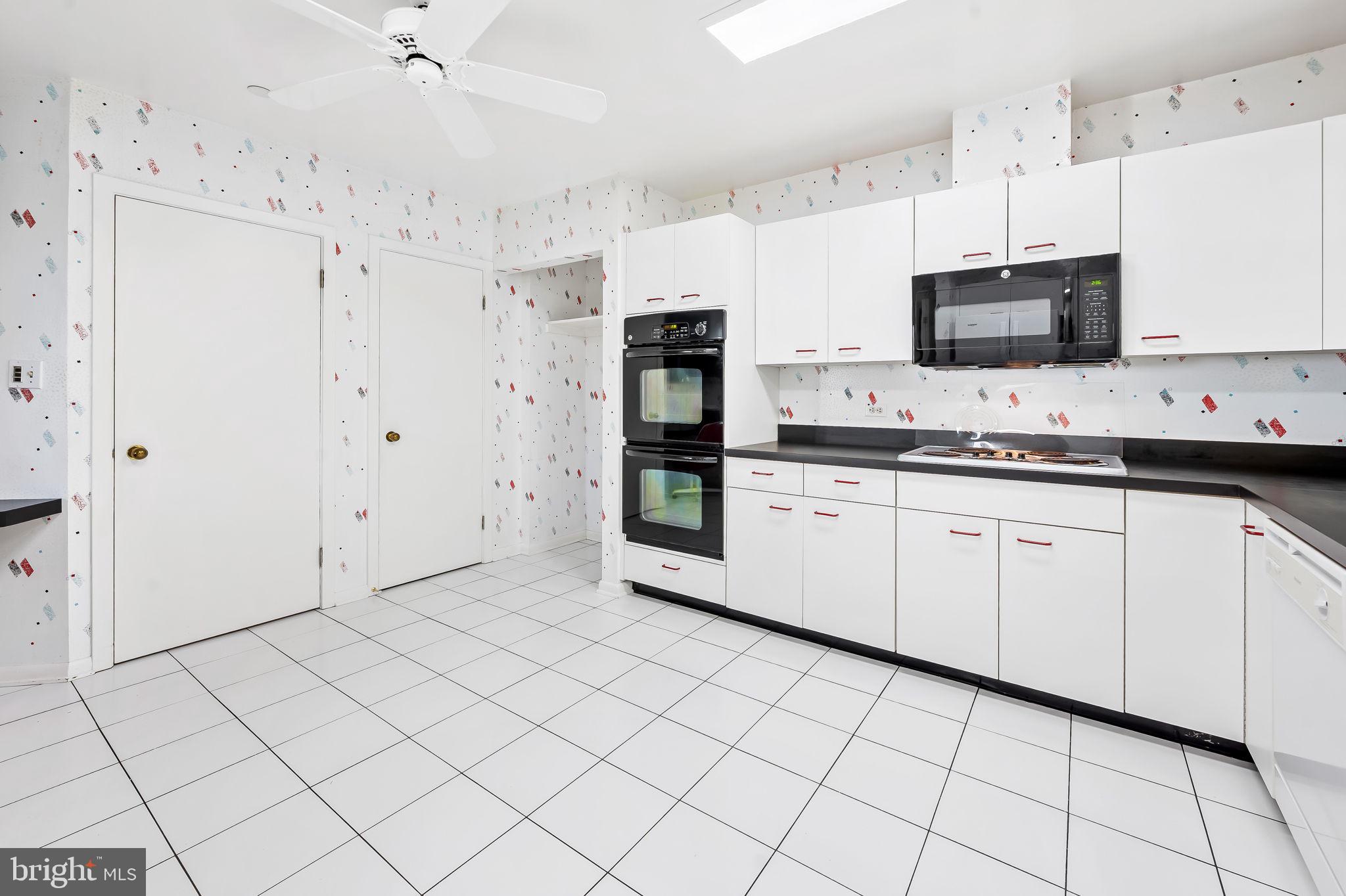 PAVILION IN THE PARK - Residential