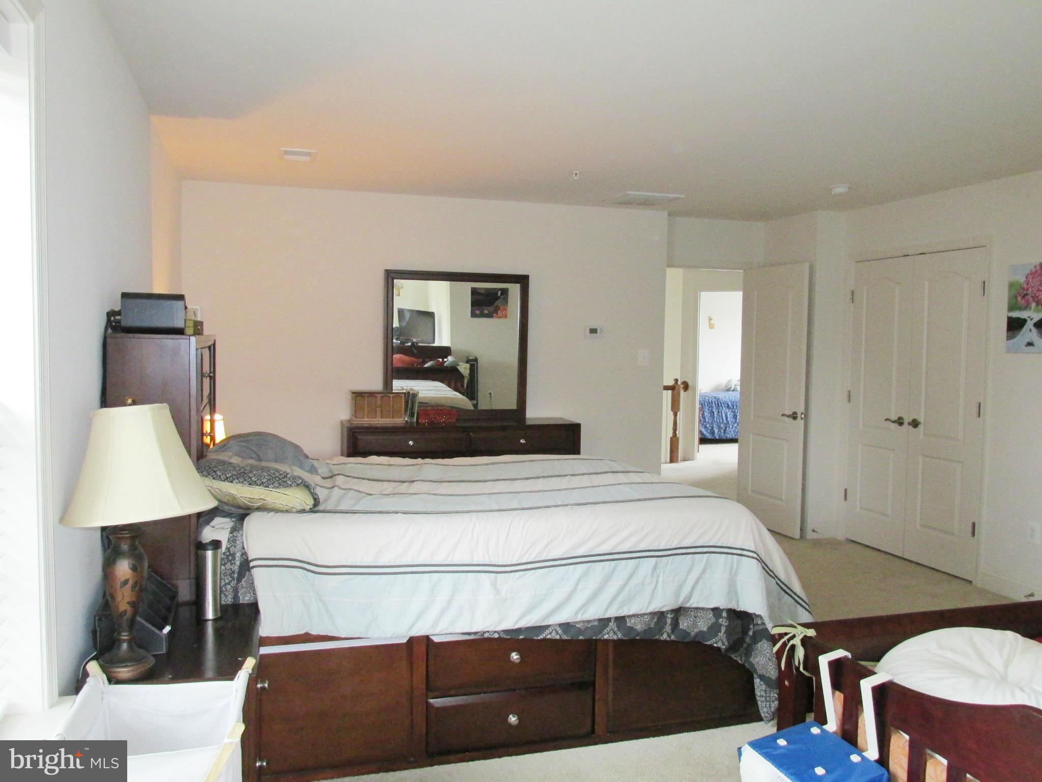 FAIRWOOD-PHASE 2-PLAT 10 - Residential Lease