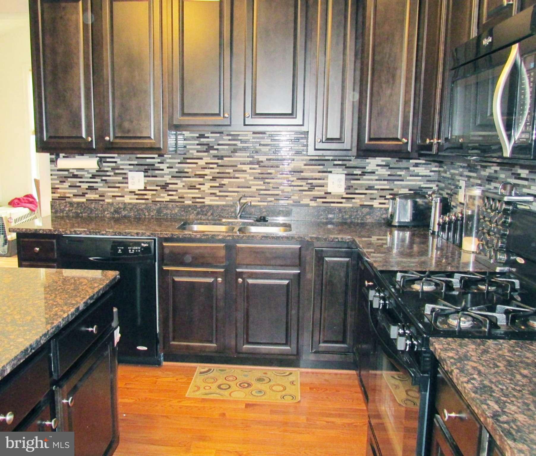 FAIRWOOD-PHASE 2-PLAT 10 - Residential Lease