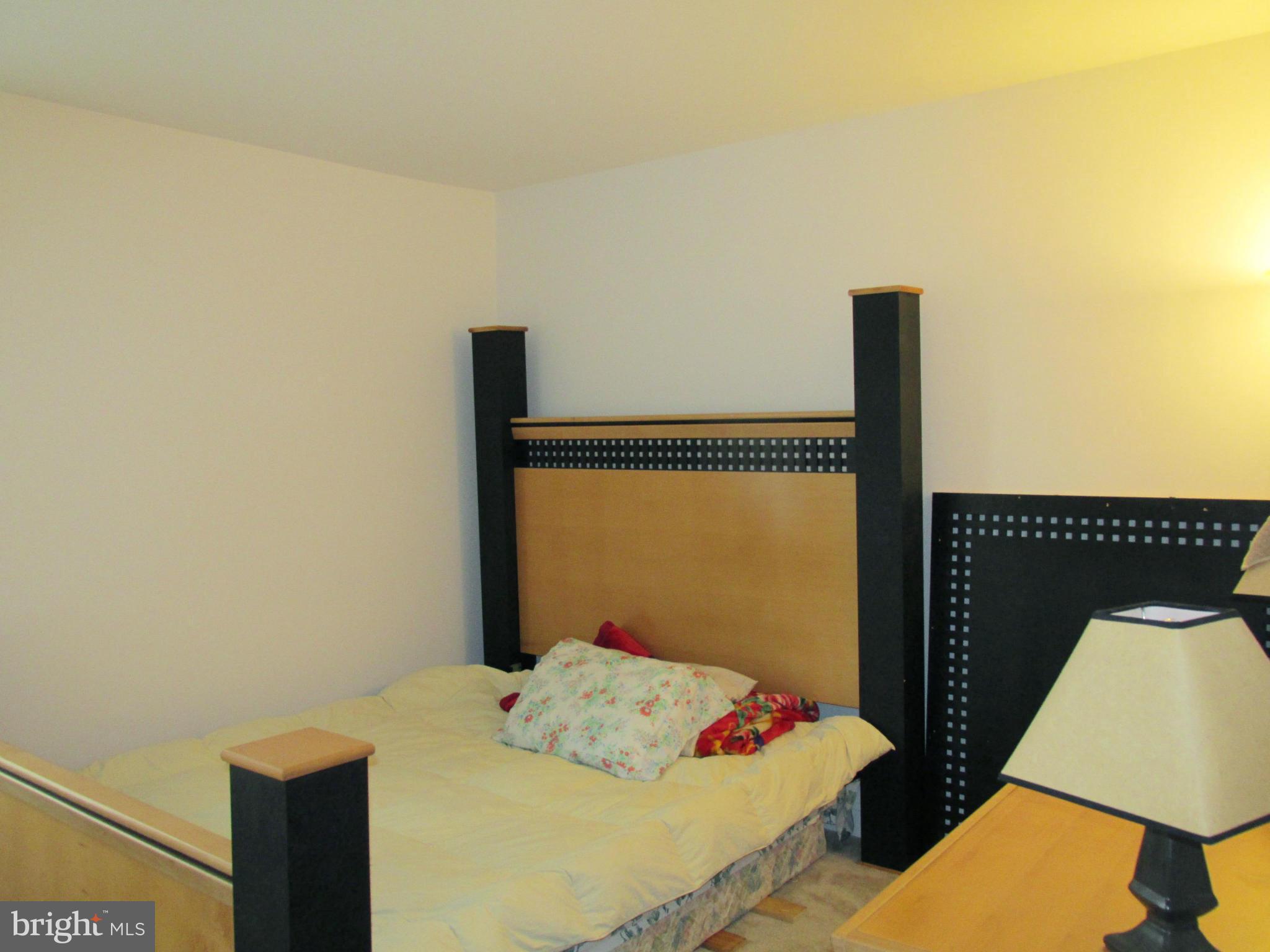 FAIRWOOD-PHASE 2-PLAT 10 - Residential Lease