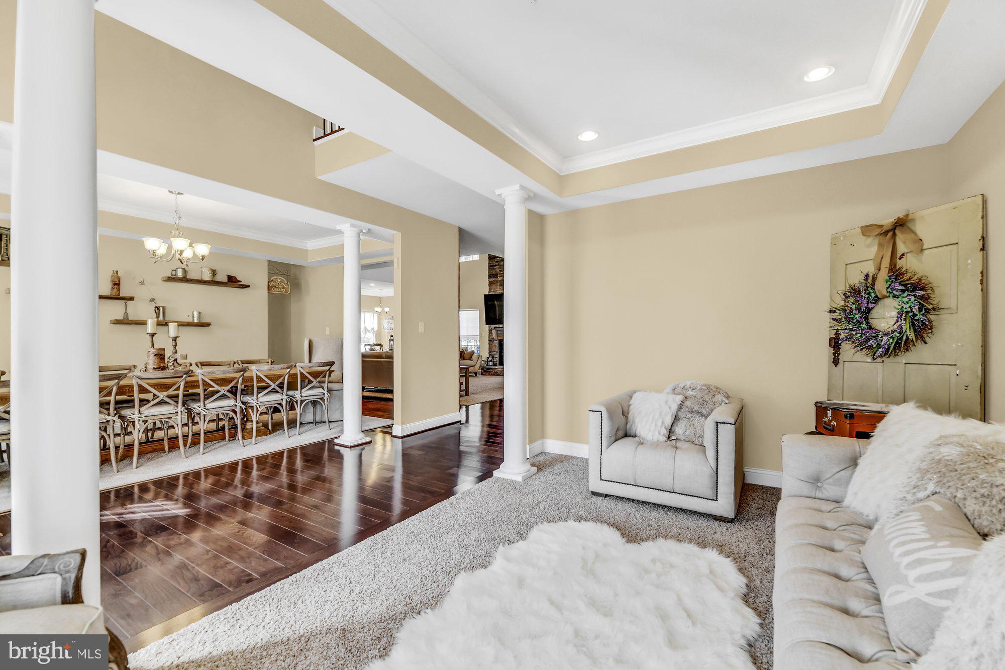 LEELAND WOODS - Residential