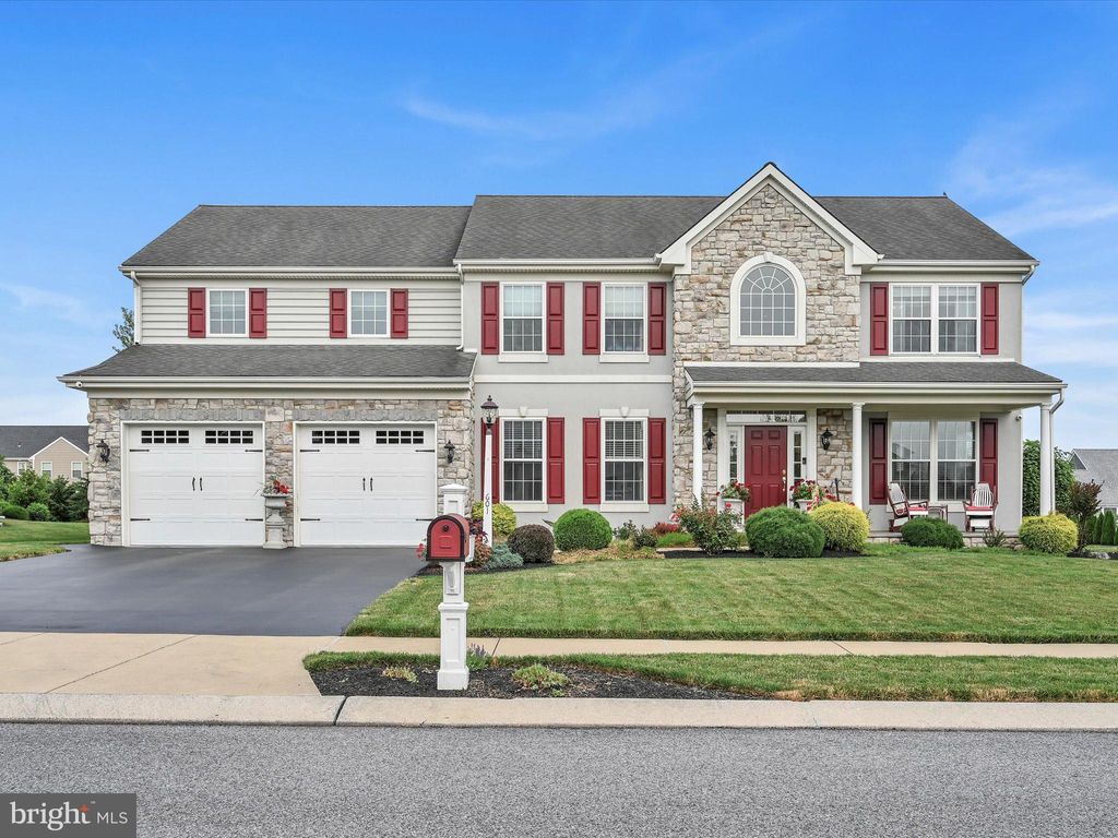 Photo of 601 GREENHEDGE DR, LANCASTER, PA 17603 (MLS # PALA2036700)