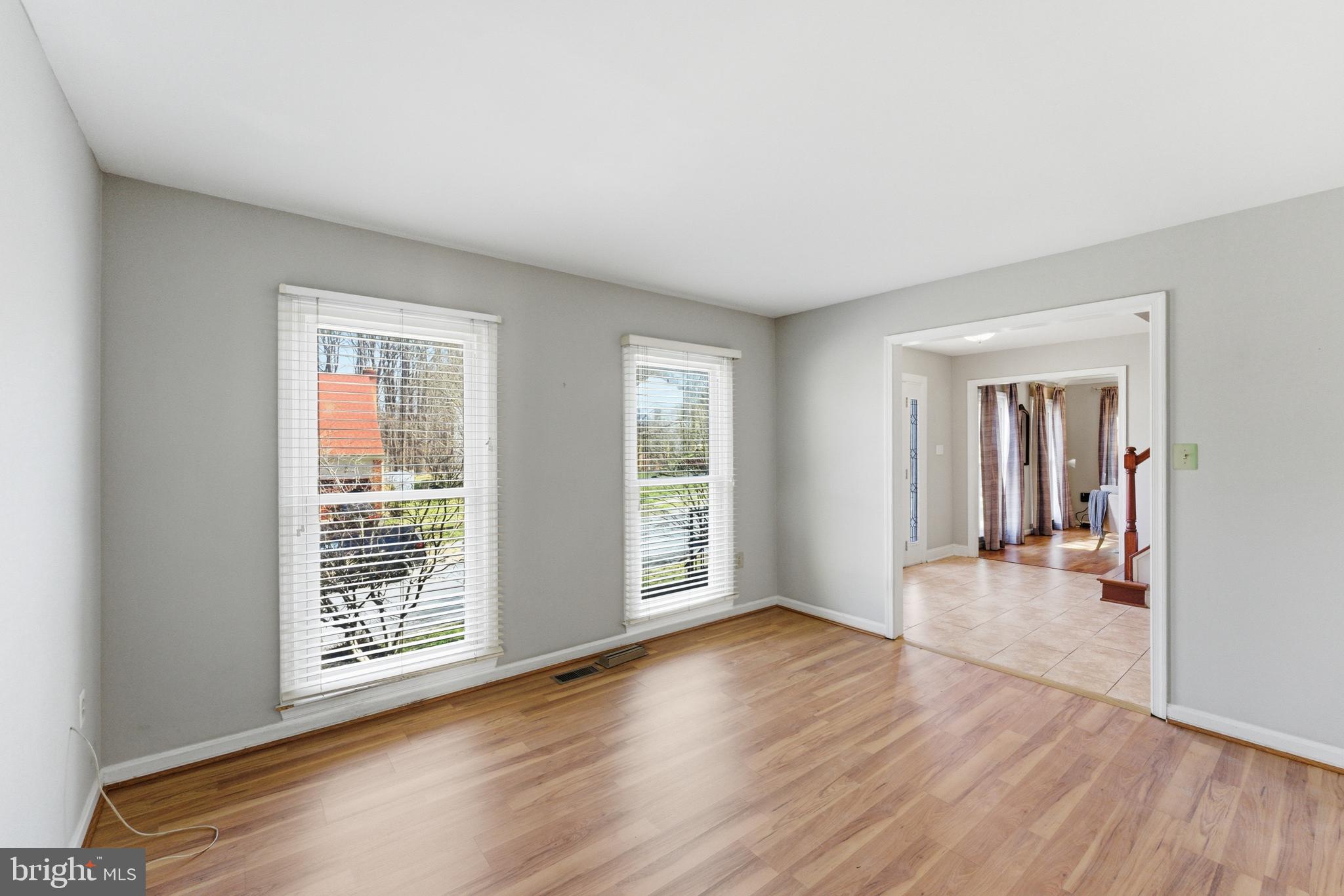 SHERWOOD FOREST MANOR - Residential