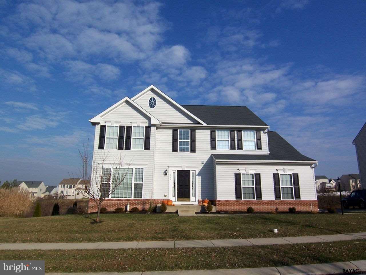 LOGANS RESERVE - Residential