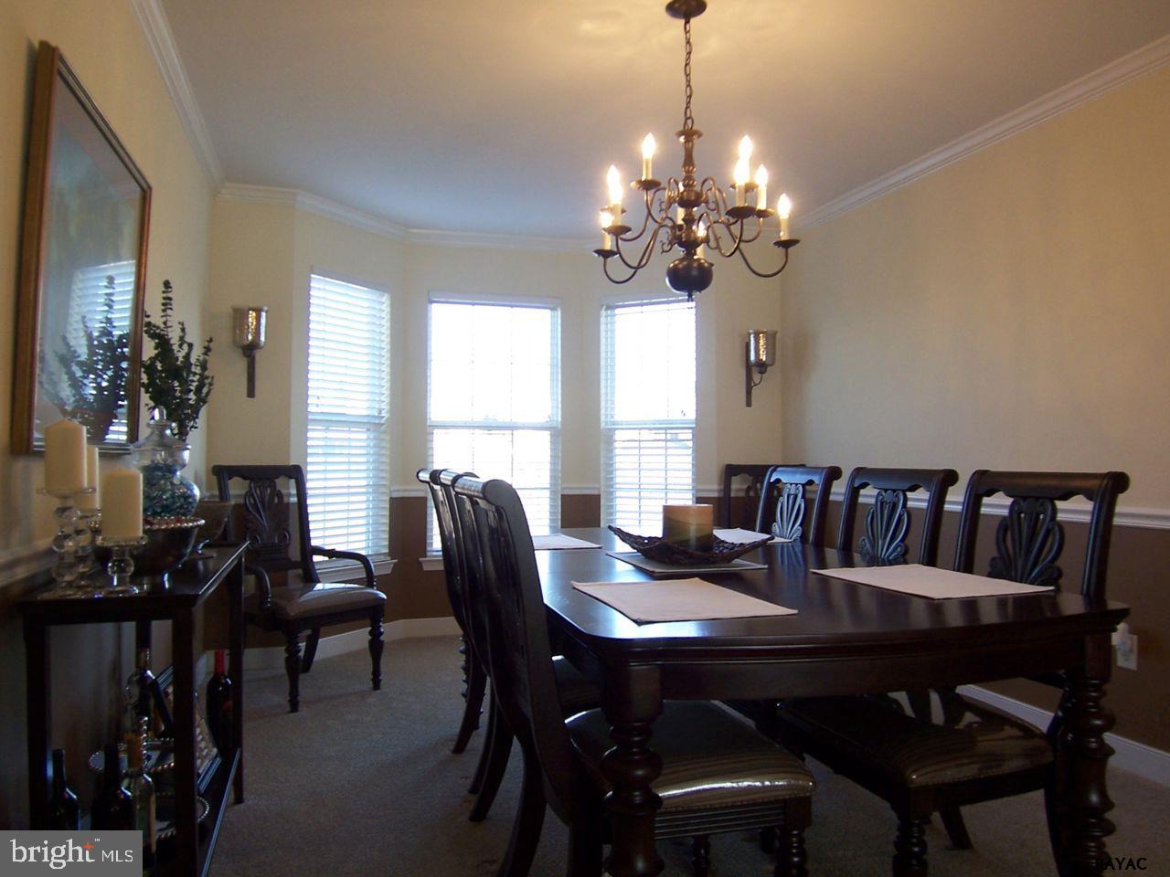 LOGANS RESERVE - Residential