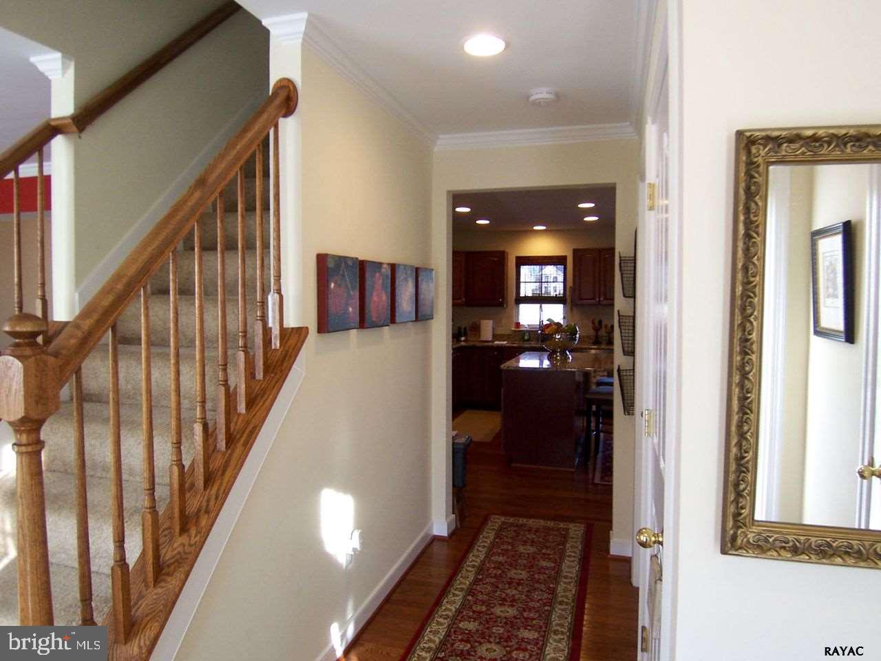 LOGANS RESERVE - Residential