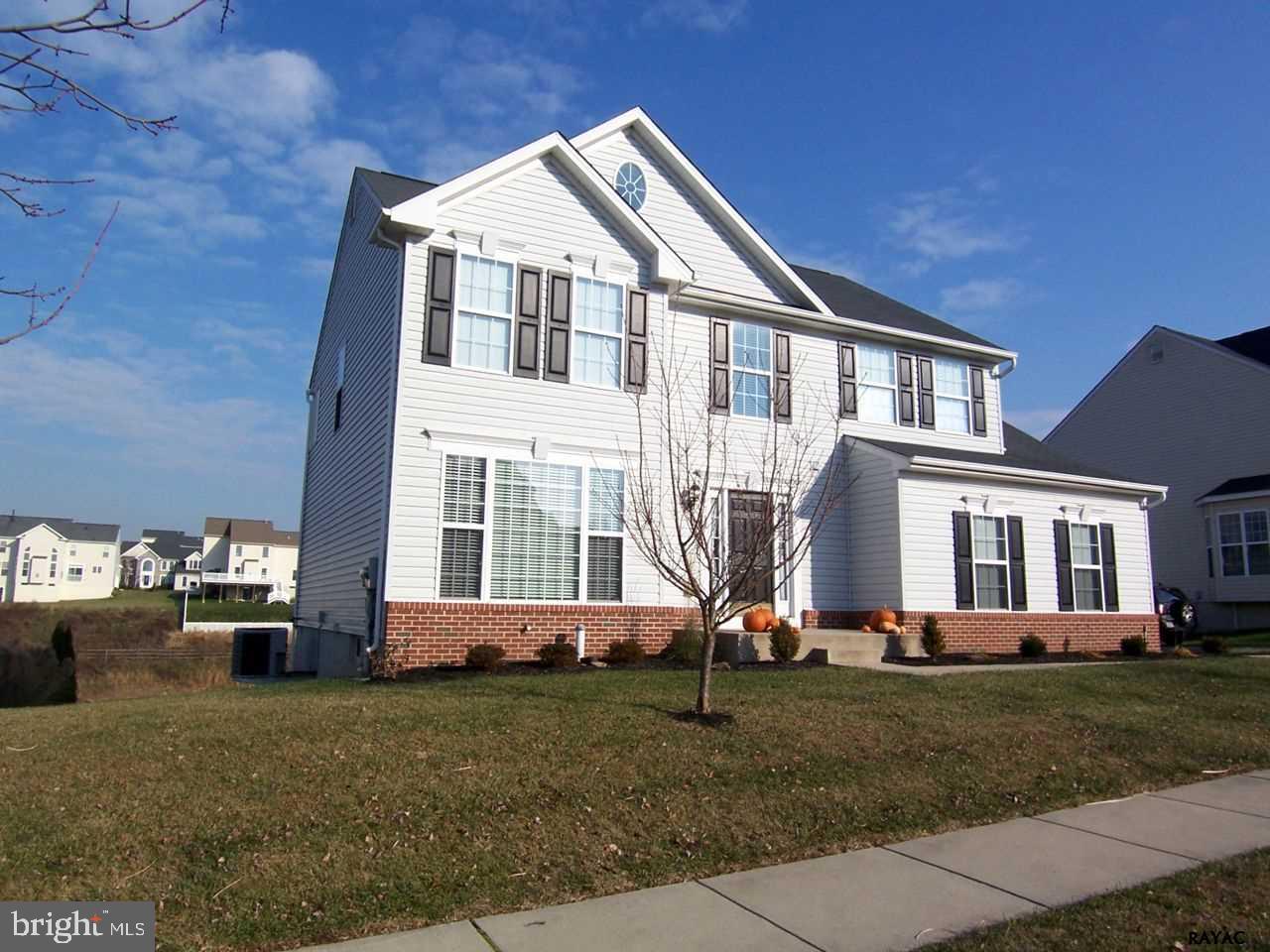 LOGANS RESERVE - Residential