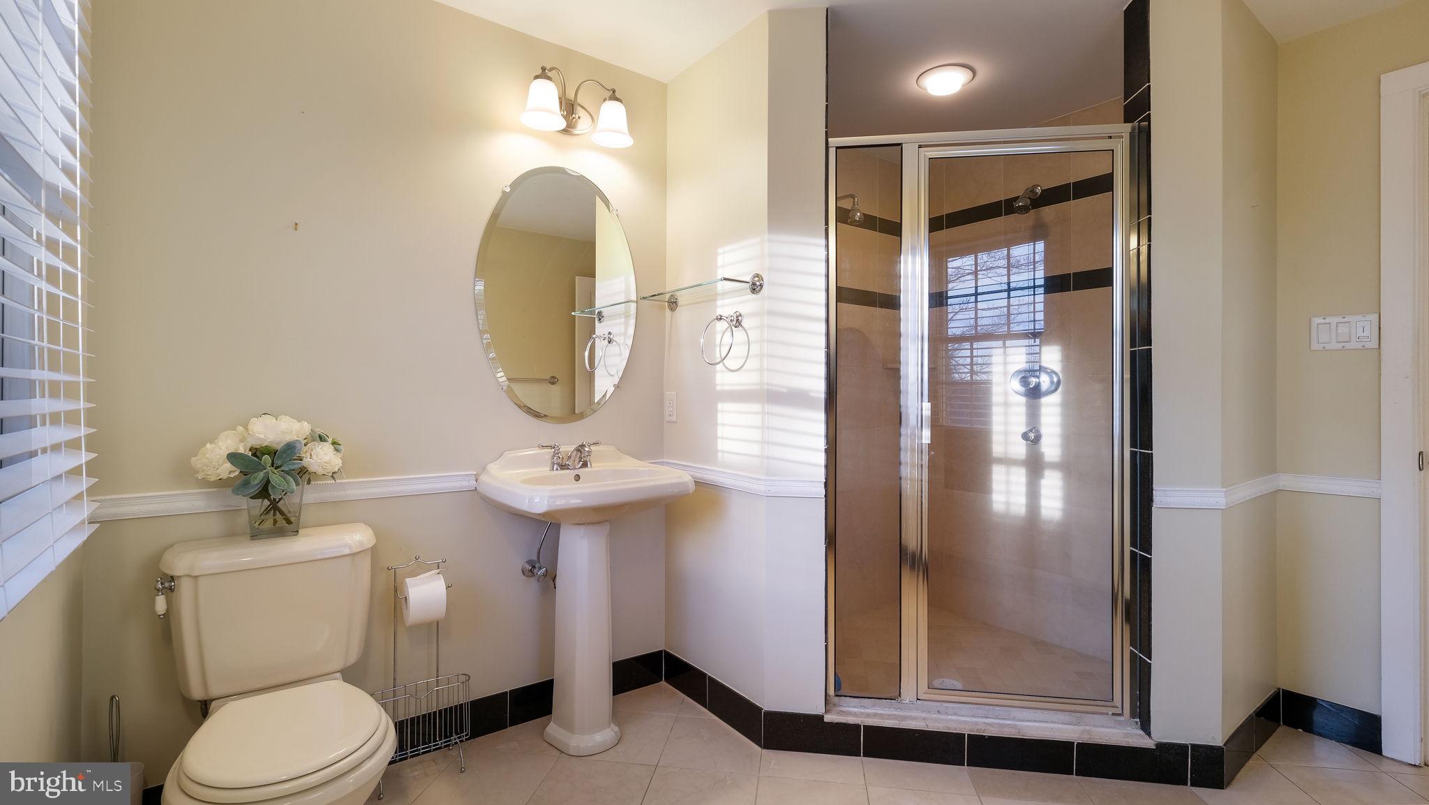 DOYLESTOWN BORO - Residential