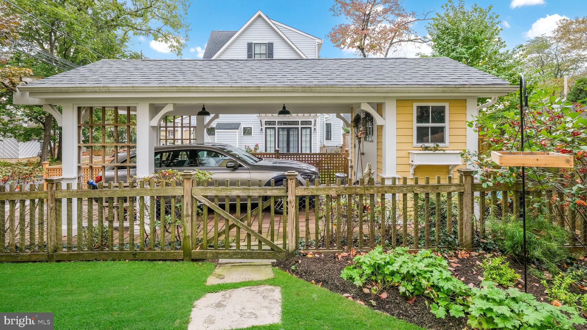 DOYLESTOWN BORO - Residential