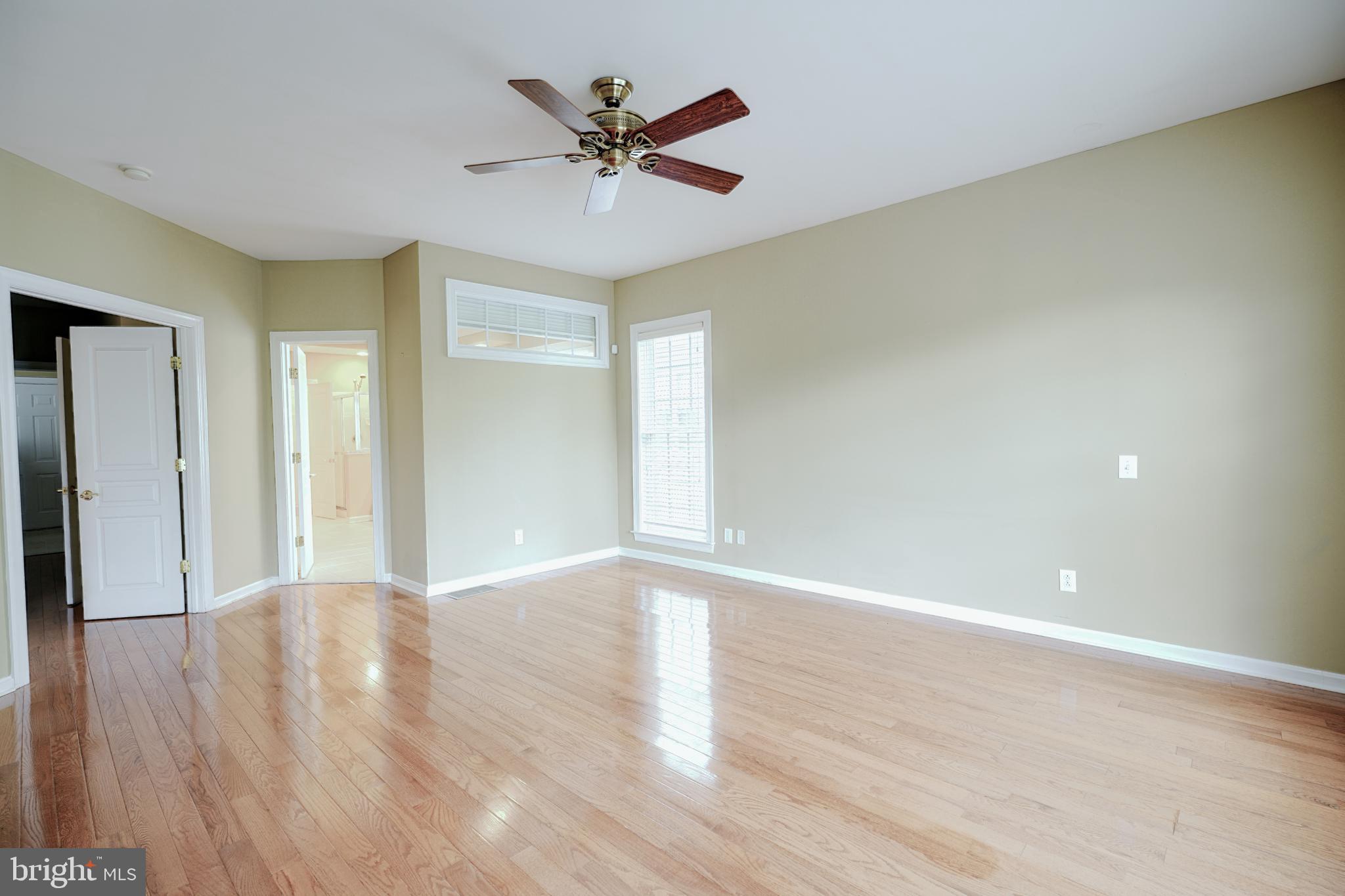 RIDINGS AT HUN RUN - Residential Lease