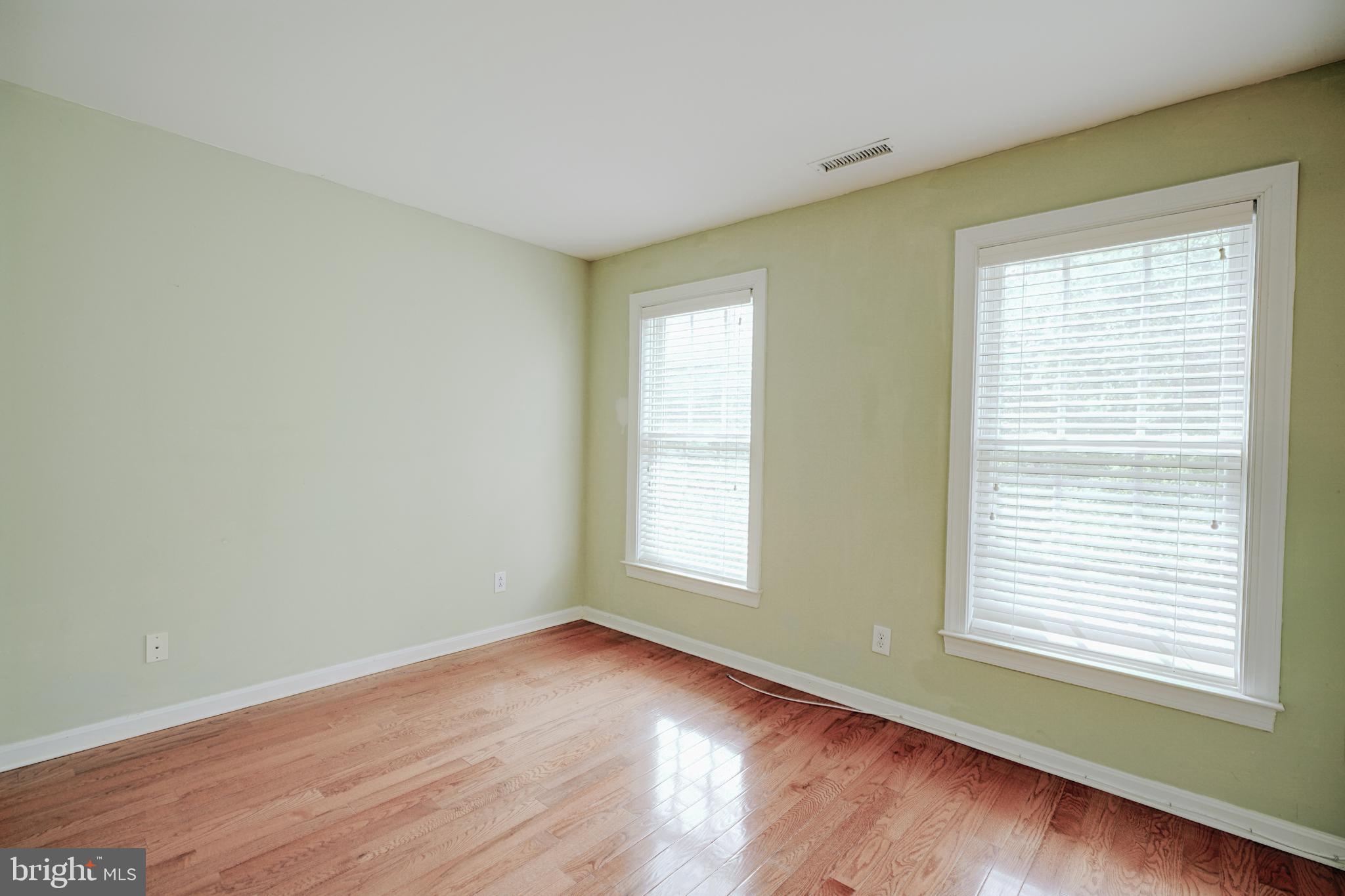 RIDINGS AT HUN RUN - Residential Lease