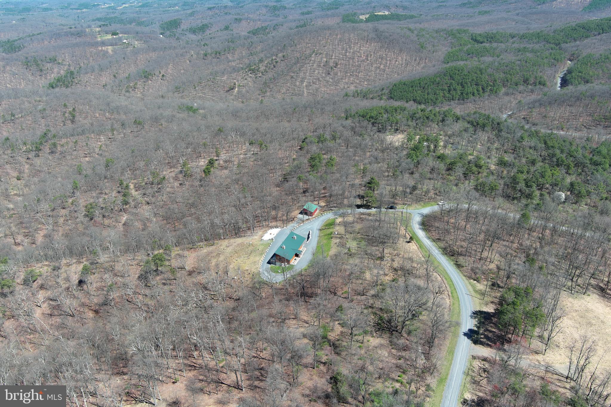 BLUFFS ON THE POTOMAC - Residential