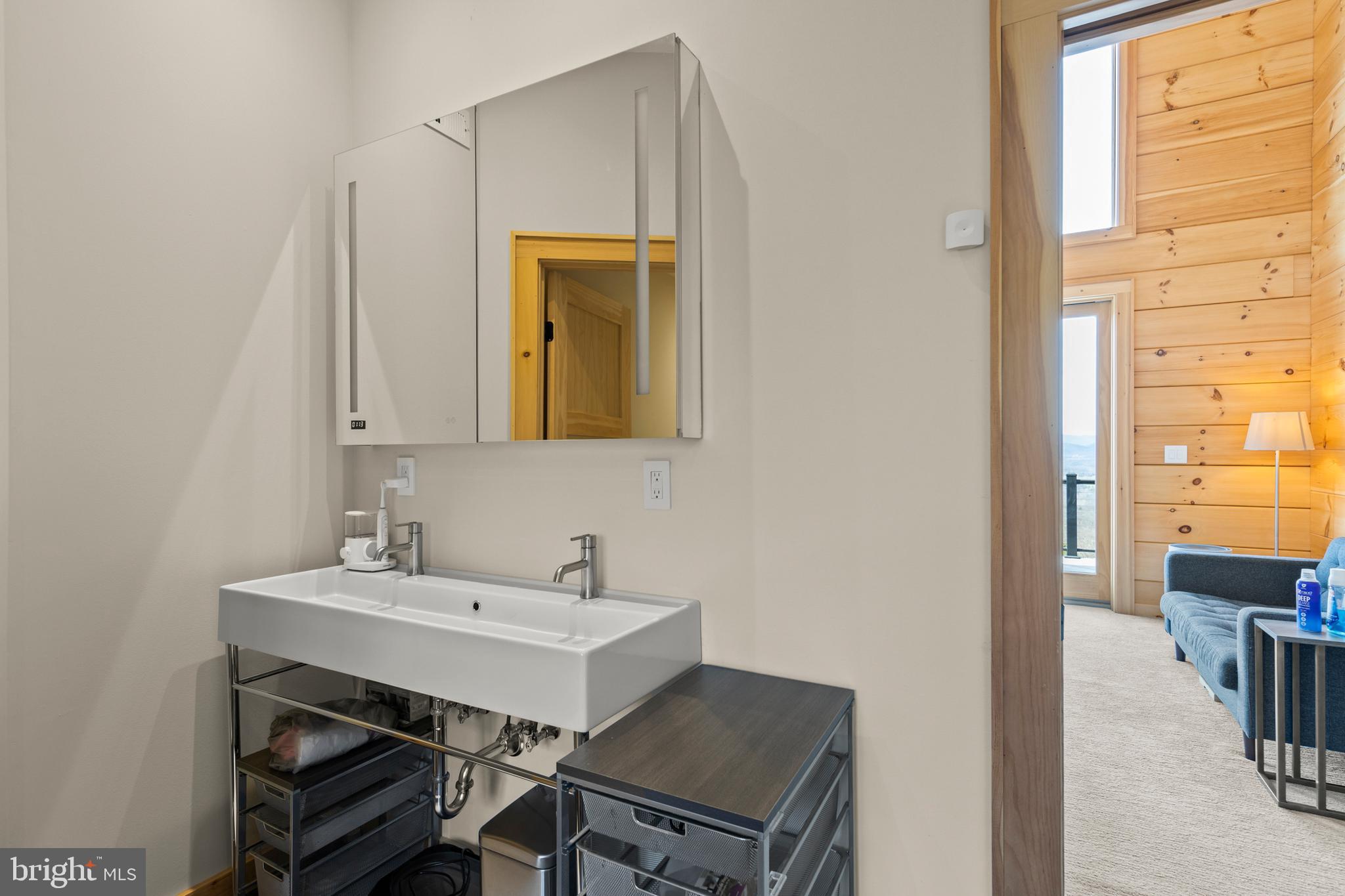 BLUFFS ON THE POTOMAC - Residential