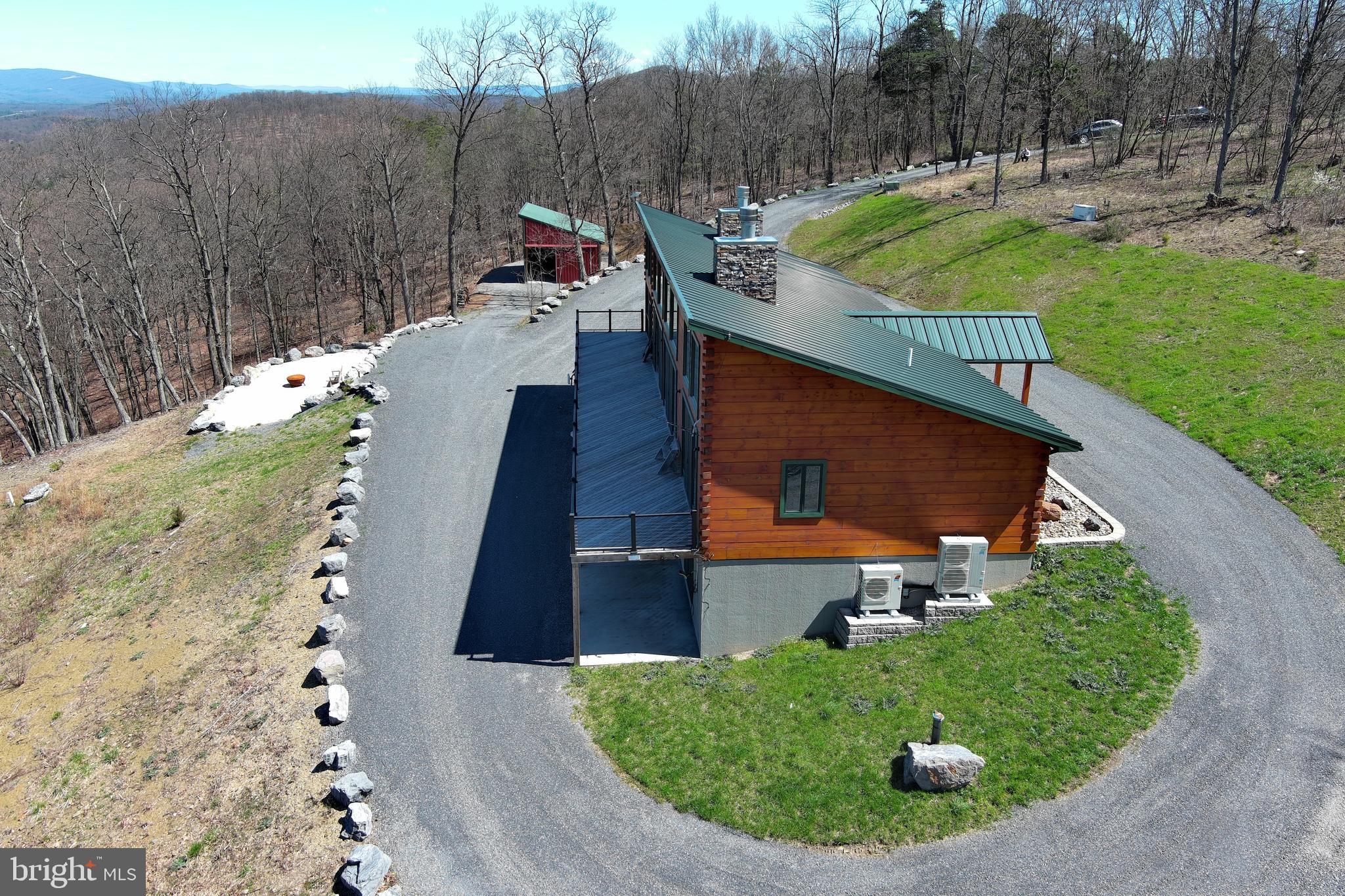 BLUFFS ON THE POTOMAC - Residential