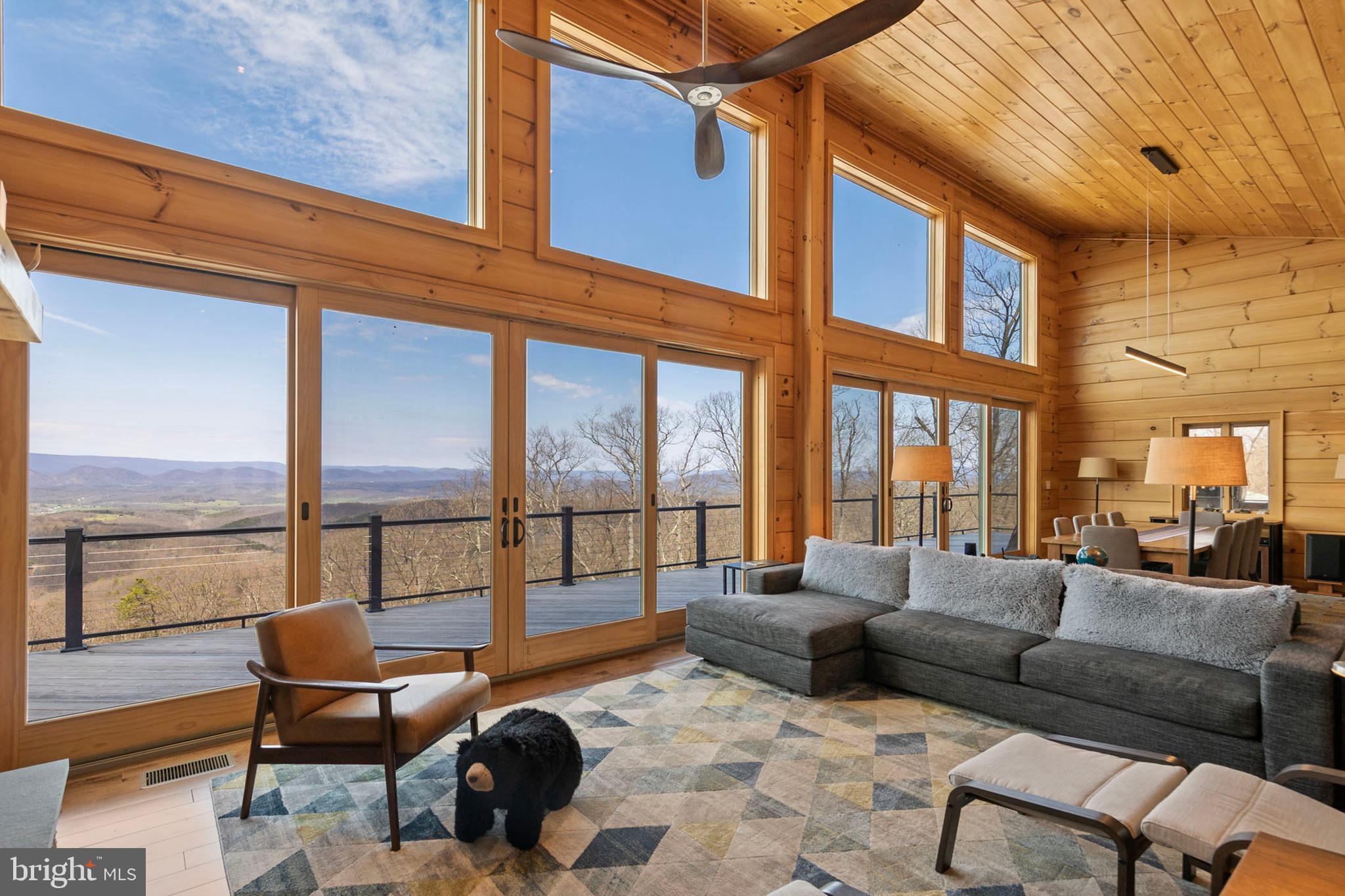 BLUFFS ON THE POTOMAC - Residential