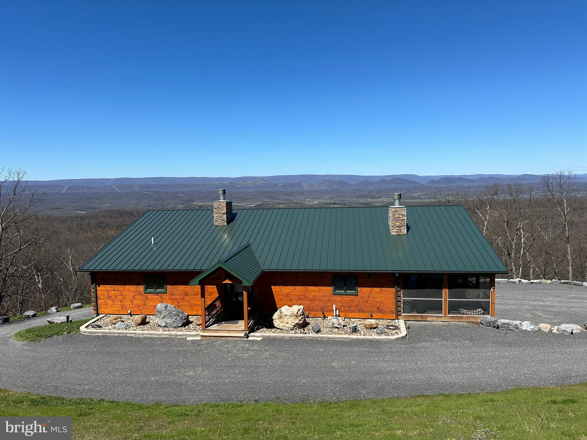 BLUFFS ON THE POTOMAC - Residential