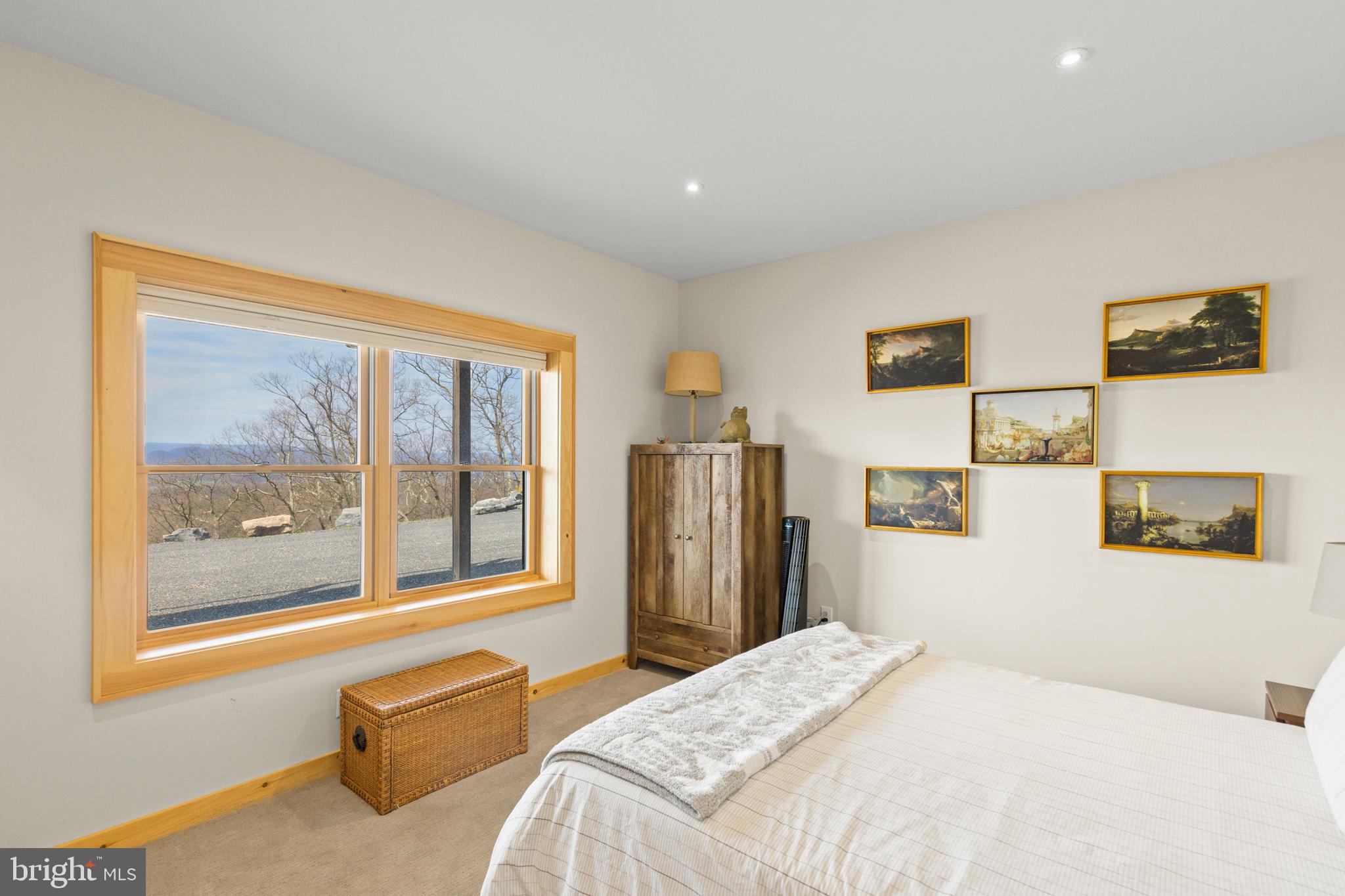 BLUFFS ON THE POTOMAC - Residential