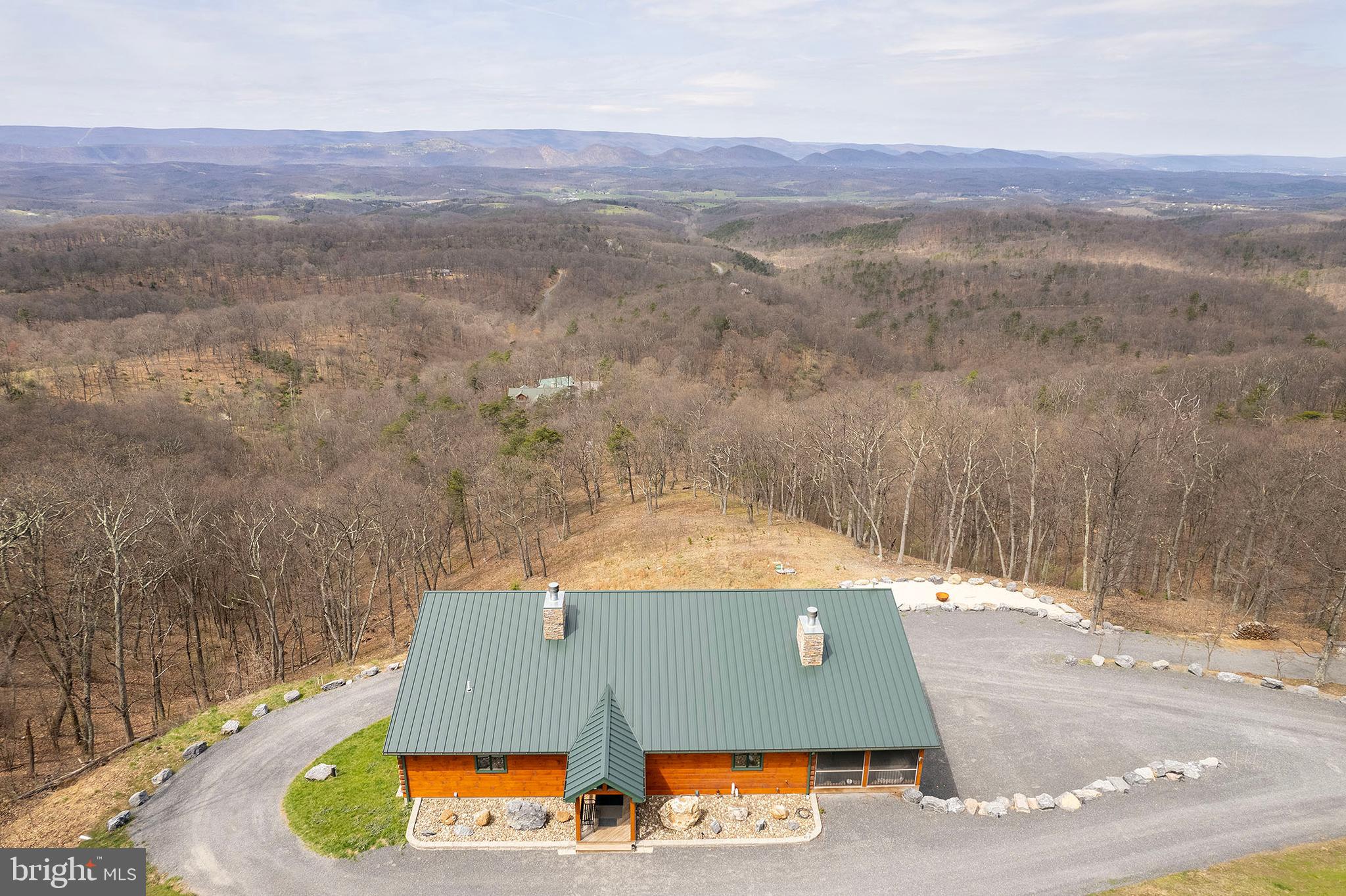 BLUFFS ON THE POTOMAC - Residential