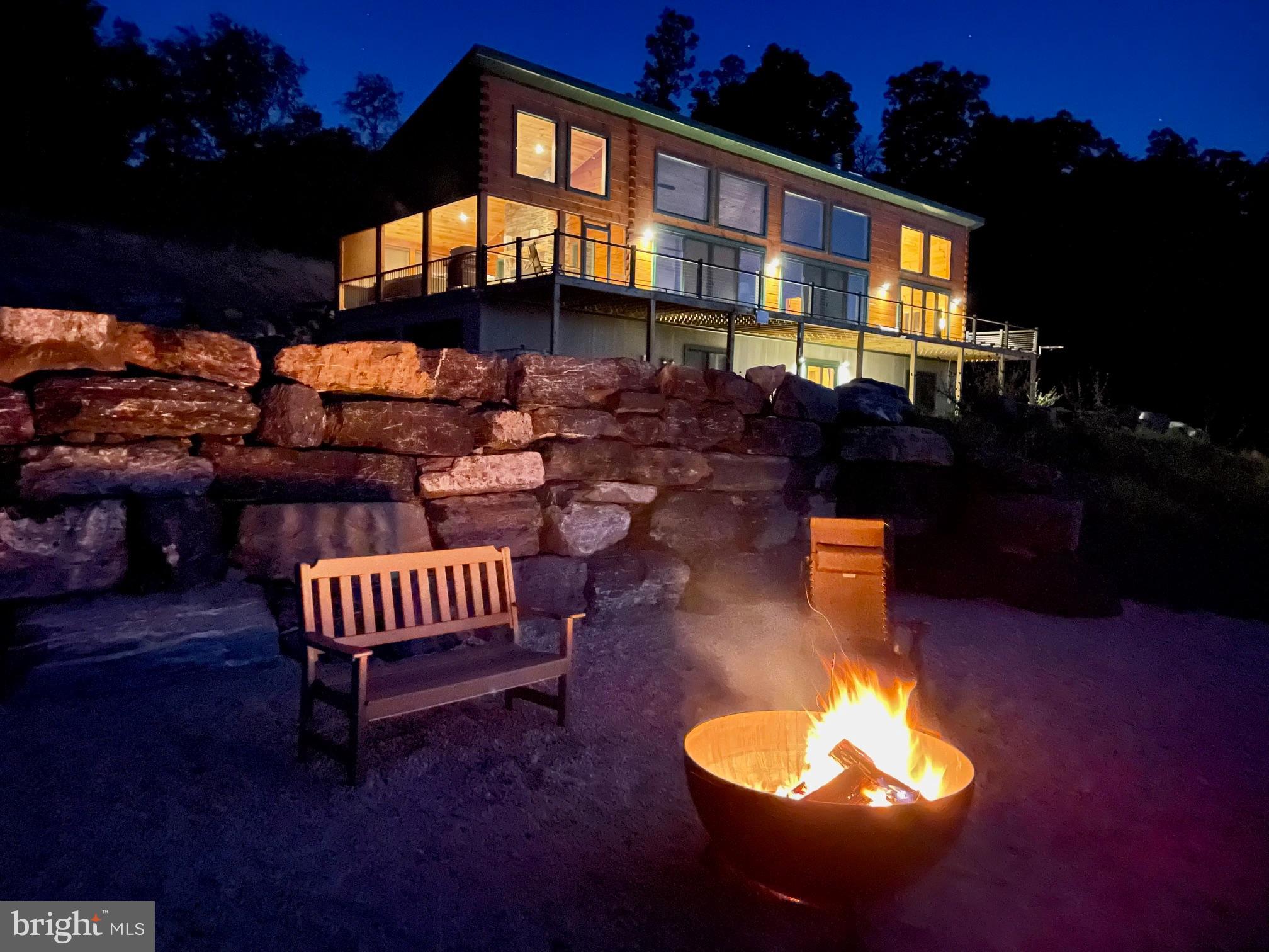 BLUFFS ON THE POTOMAC - Residential