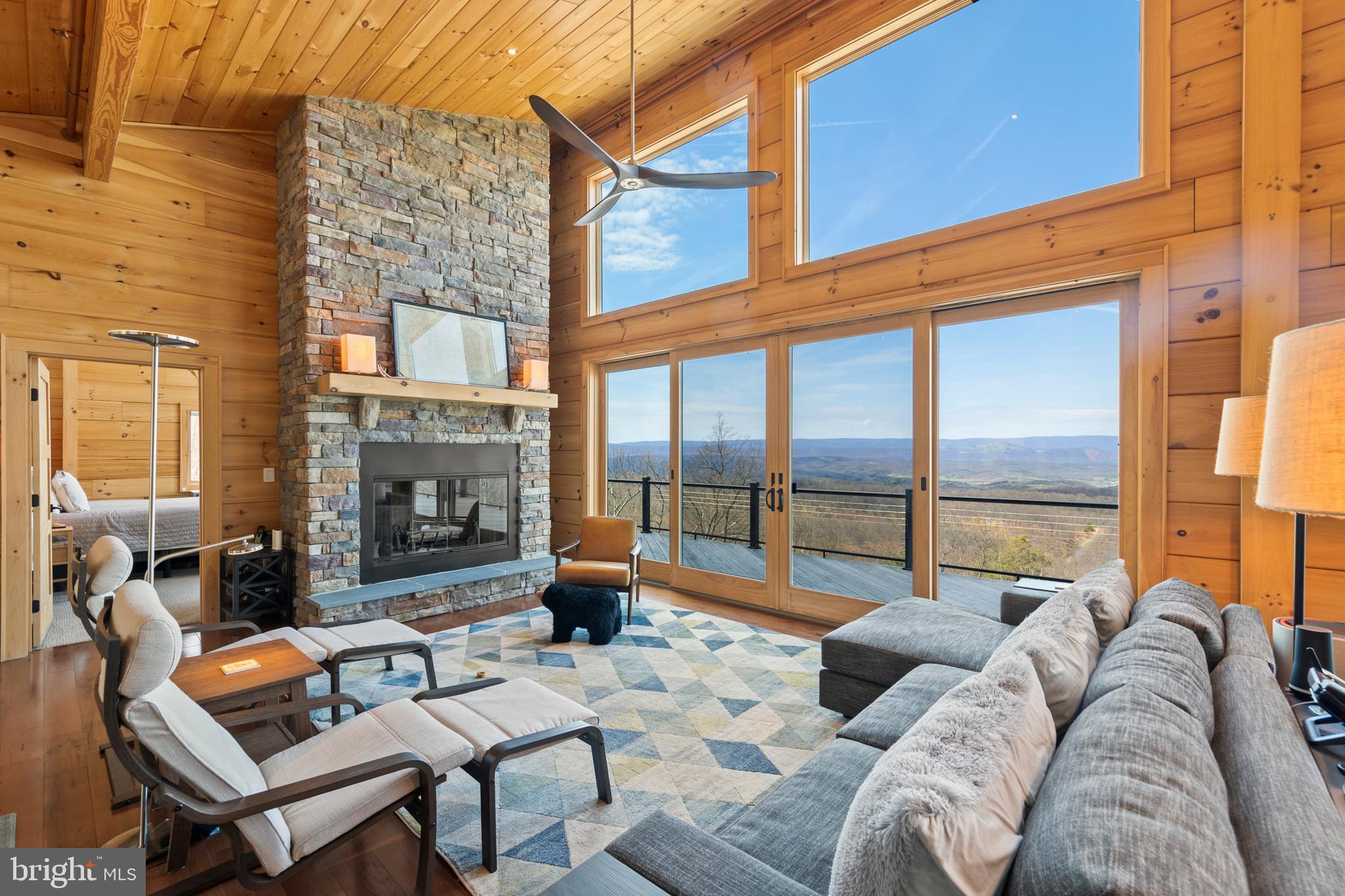 BLUFFS ON THE POTOMAC - Residential