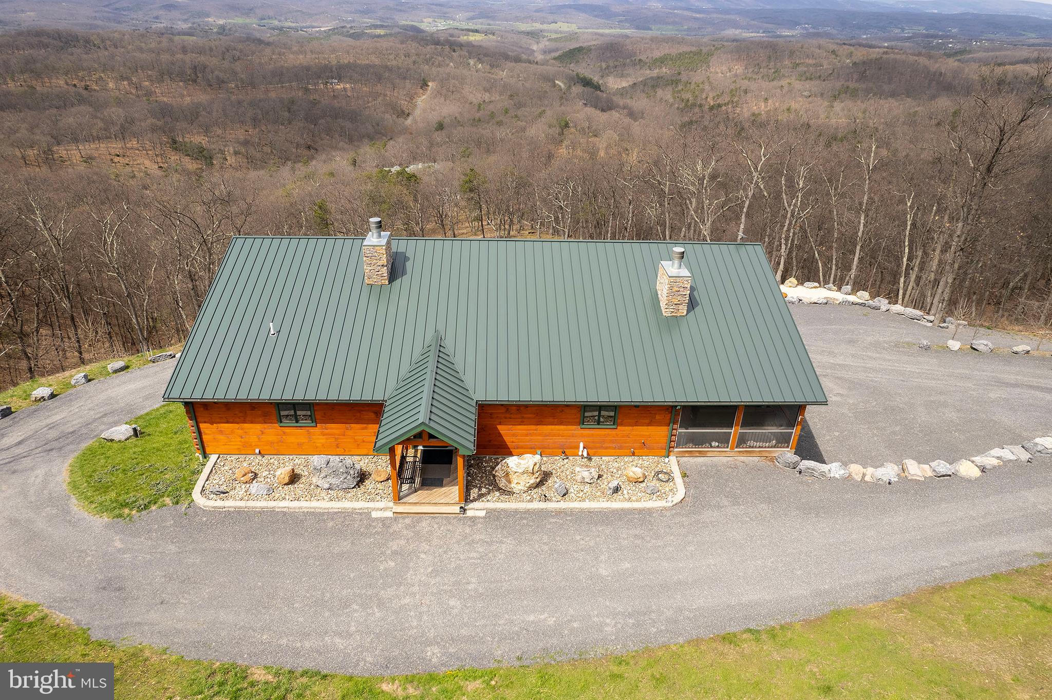 BLUFFS ON THE POTOMAC - Residential