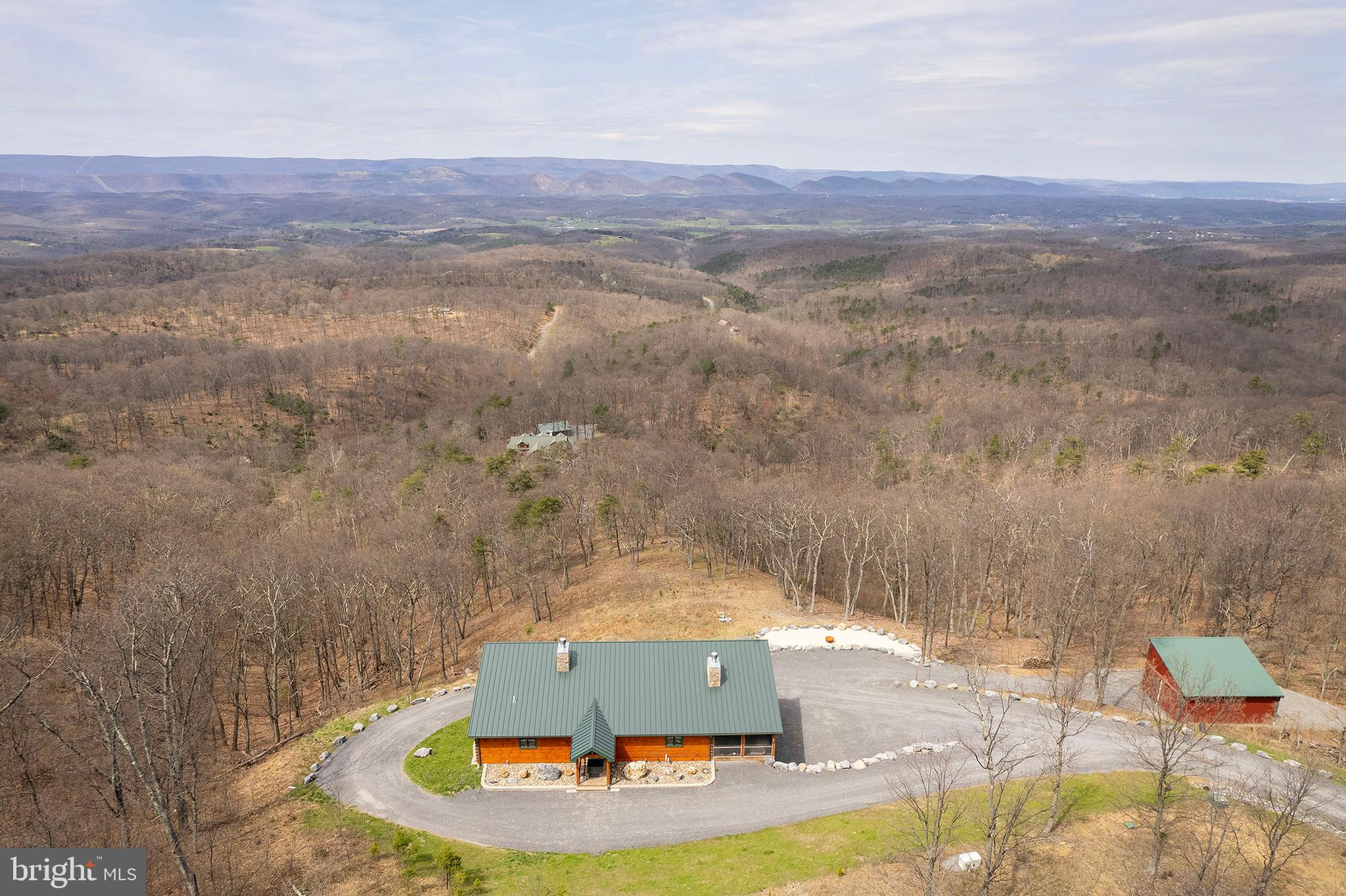 BLUFFS ON THE POTOMAC - Residential