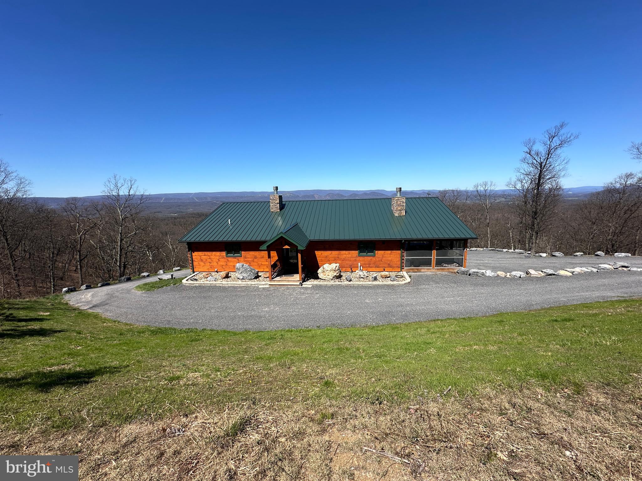 BLUFFS ON THE POTOMAC - Residential