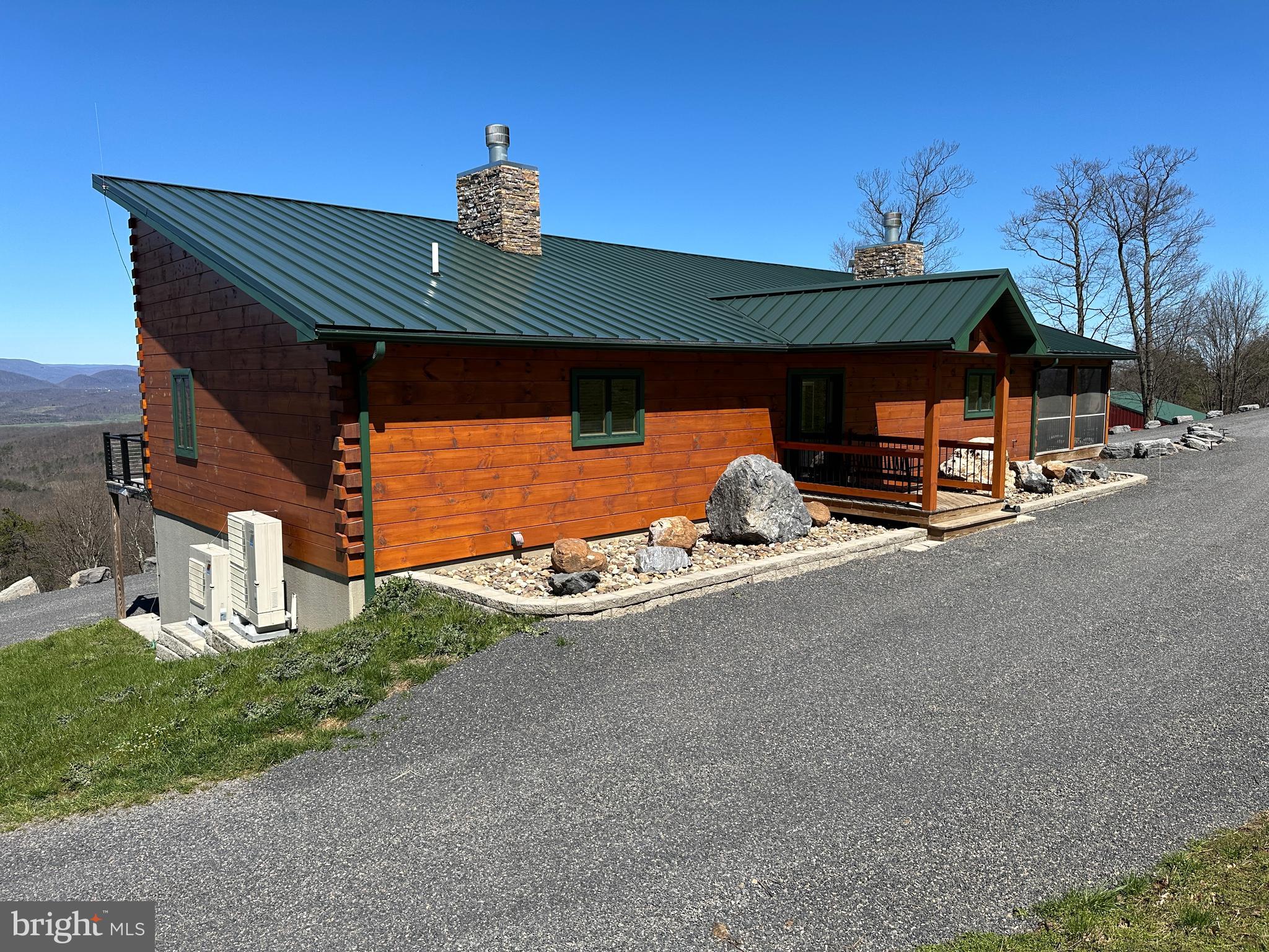 BLUFFS ON THE POTOMAC - Residential