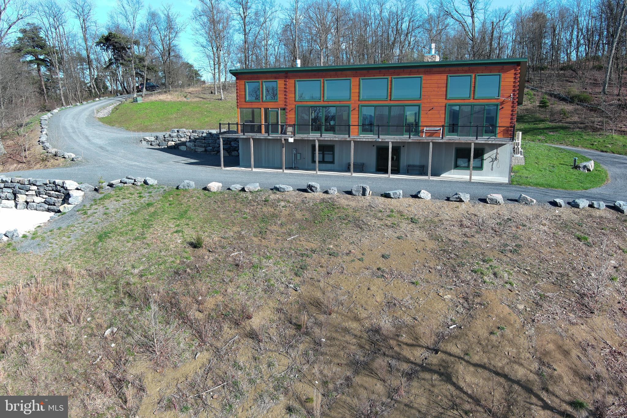 BLUFFS ON THE POTOMAC - Residential